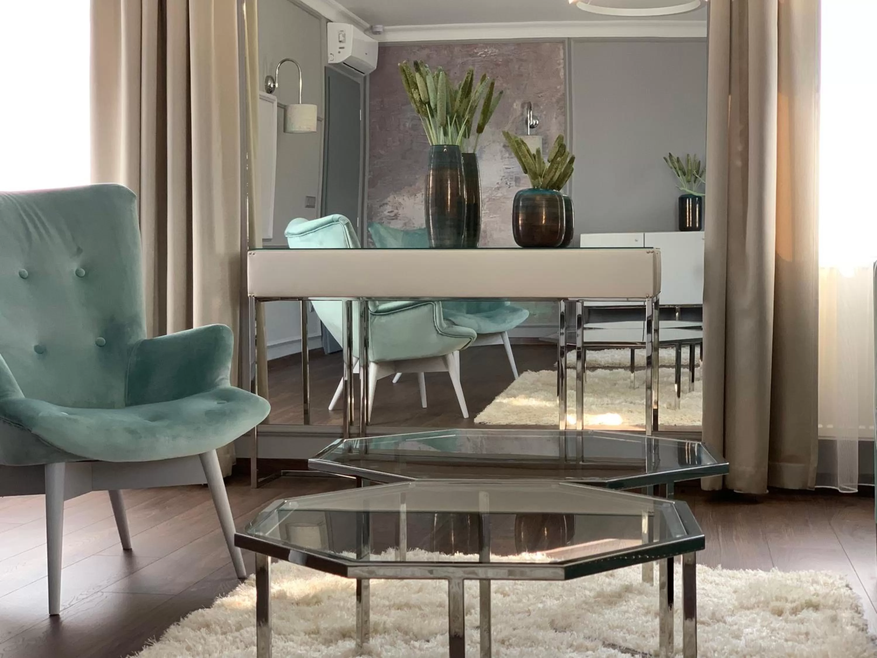 Seating area in Boutique Hotel Center