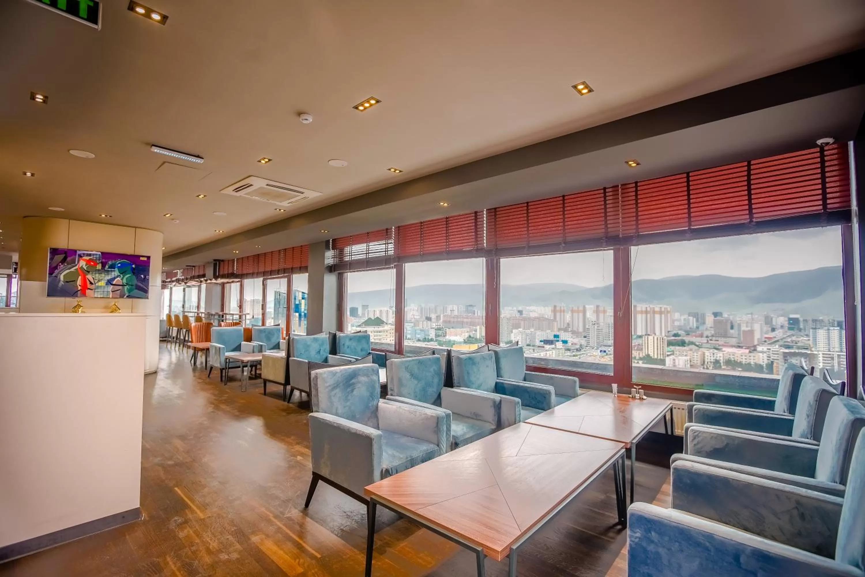 Lounge or bar in Ramada Ulaanbaatar City Center