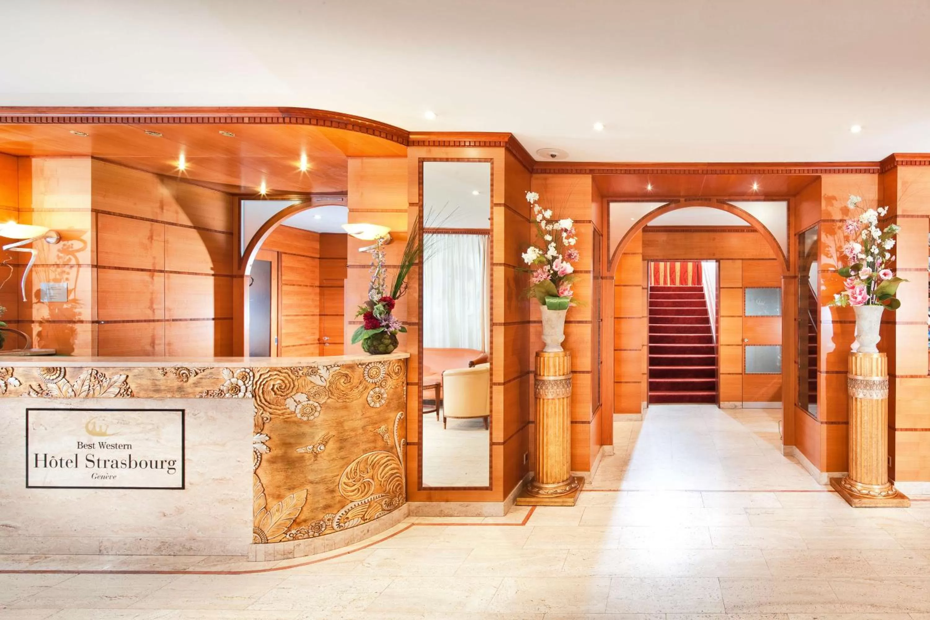 Lobby or reception in Hotel Strasbourg