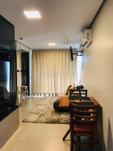 TV and multimedia in 103 Hotel & Flats