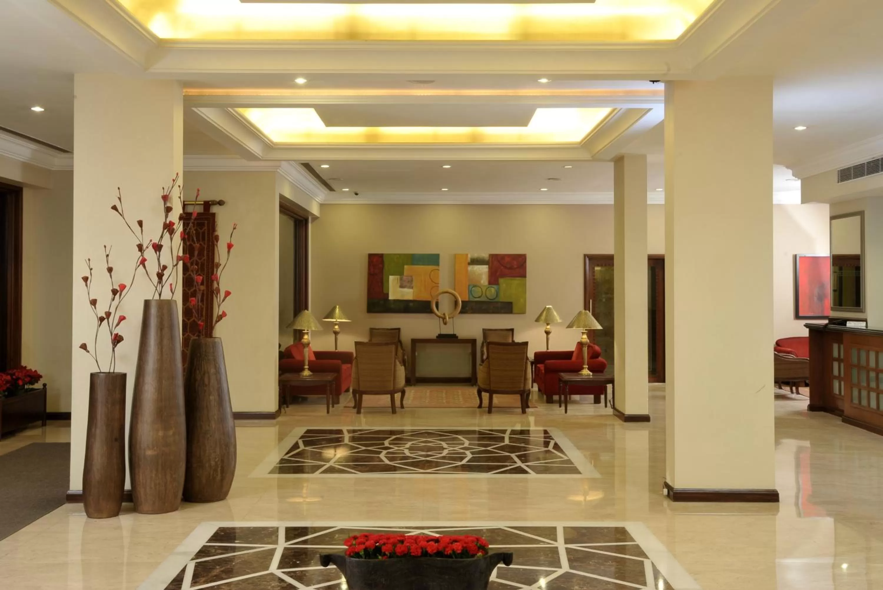 Lobby or reception in Hotel Express Towers