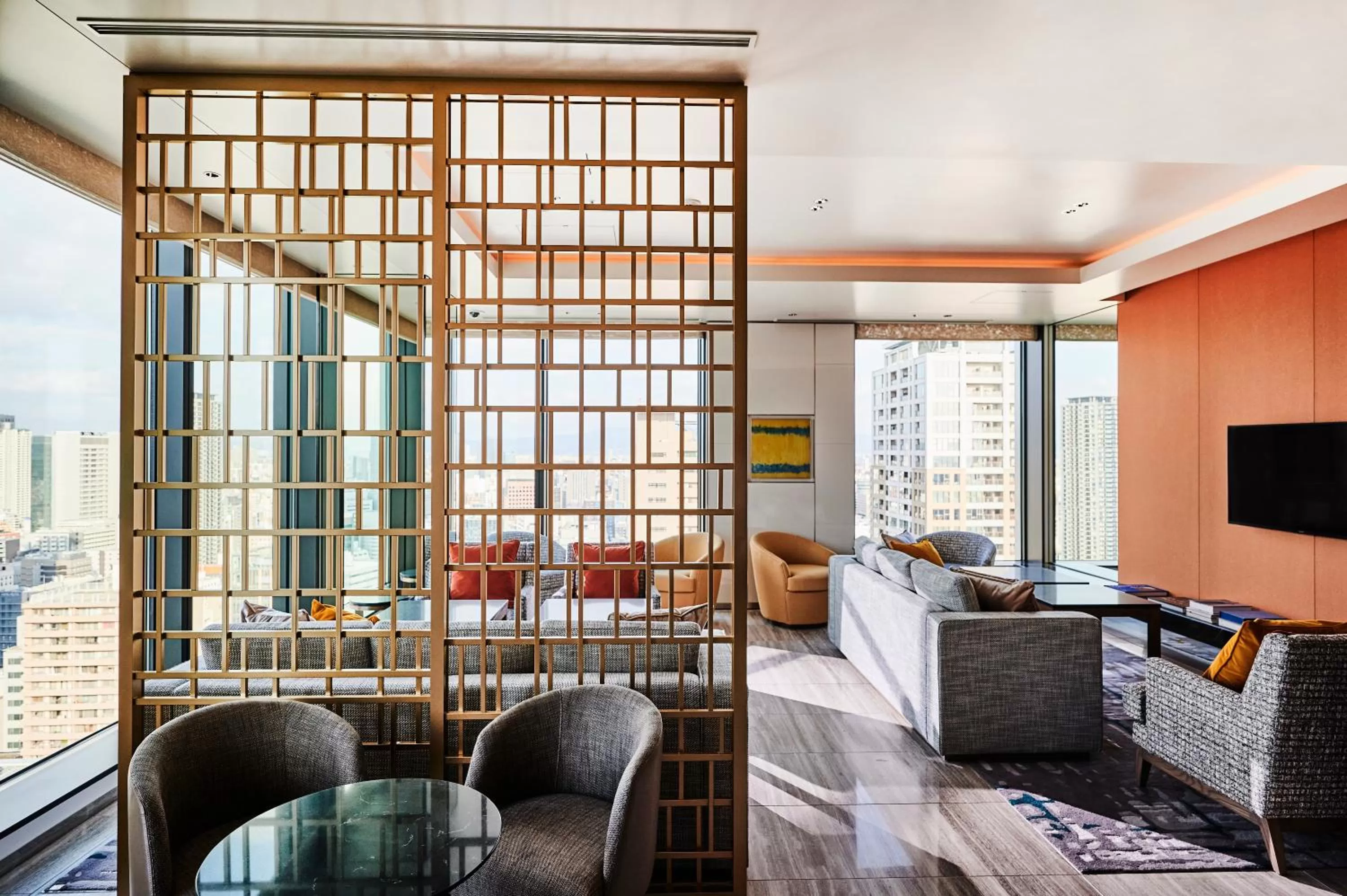 Lounge or bar in The Royal Park Hotel Iconic Osaka Midosuji