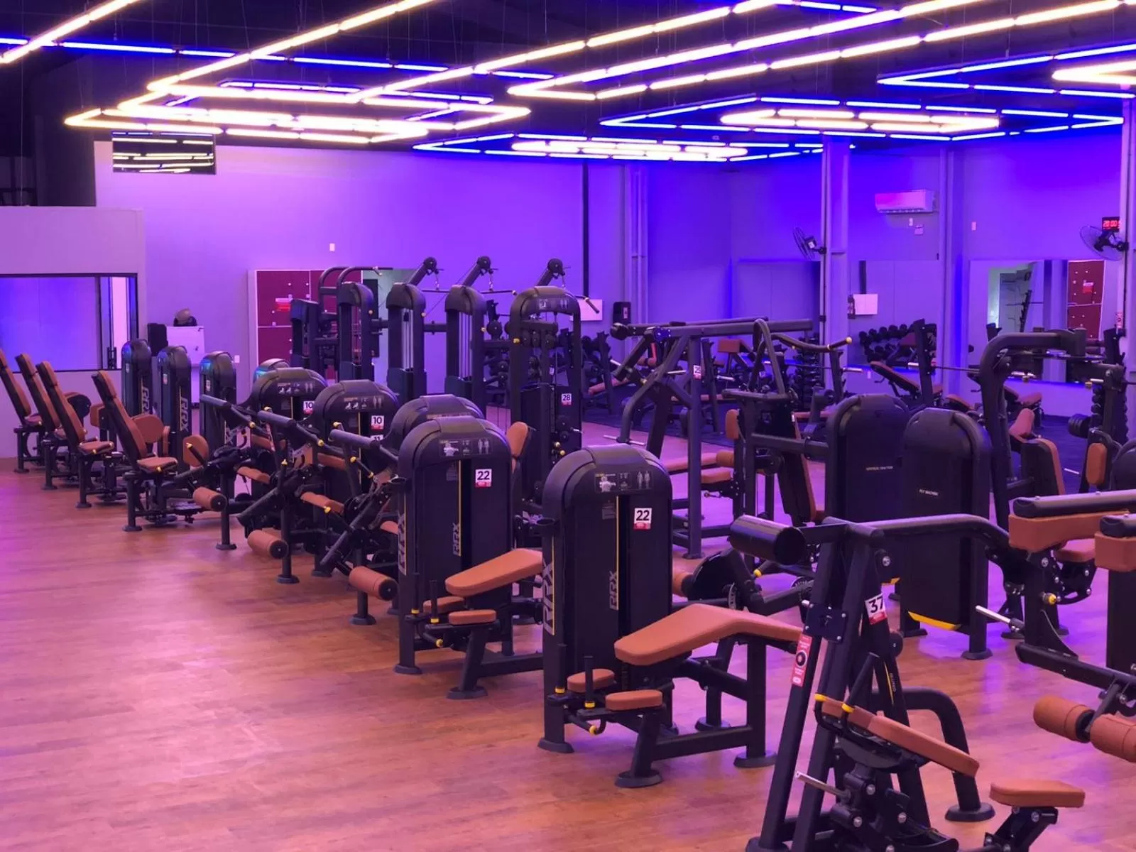 Fitness centre/facilities in Brisamar Suite Hotel