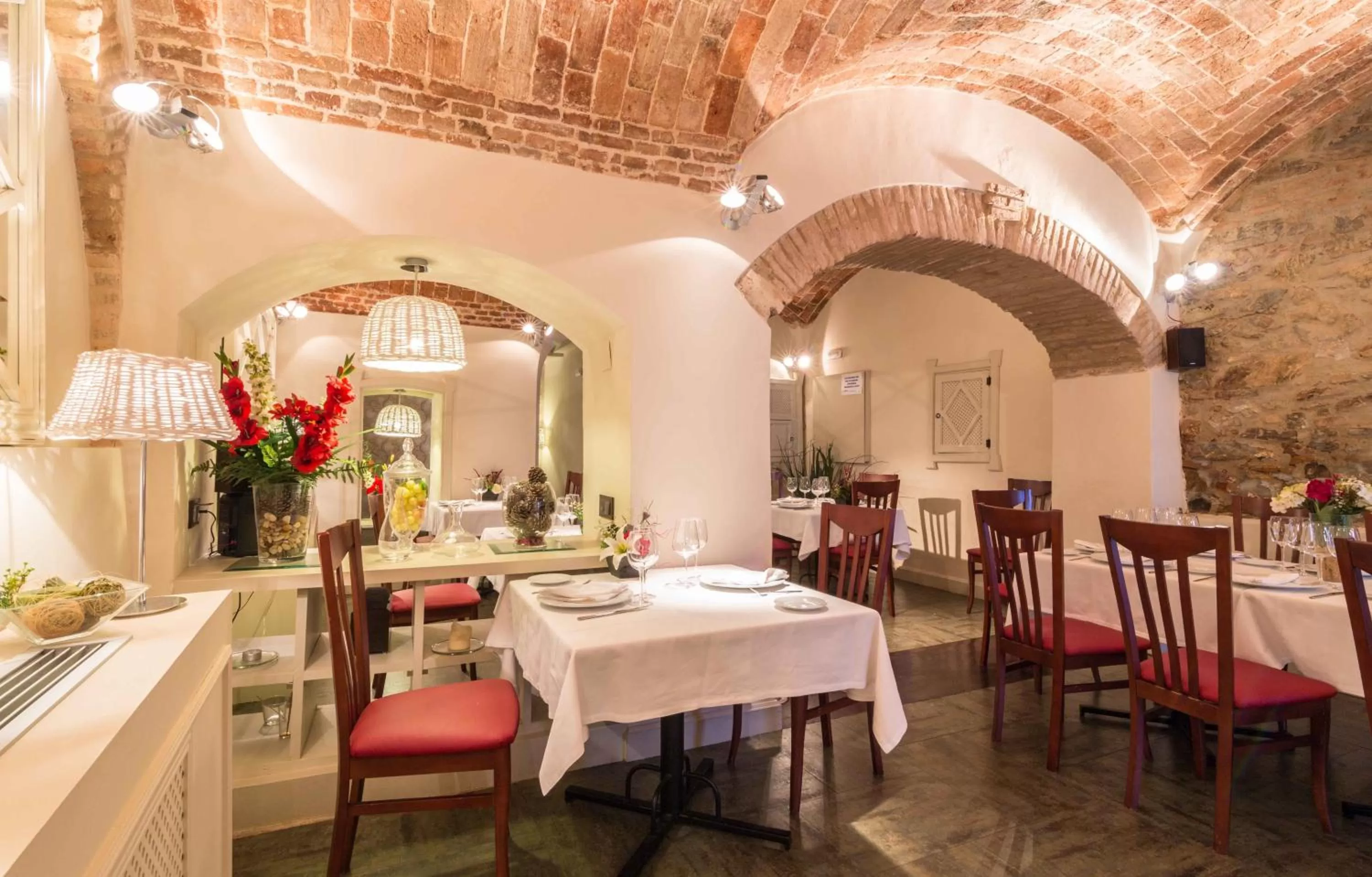 Restaurant/places to eat in Hotel Plaza Grande