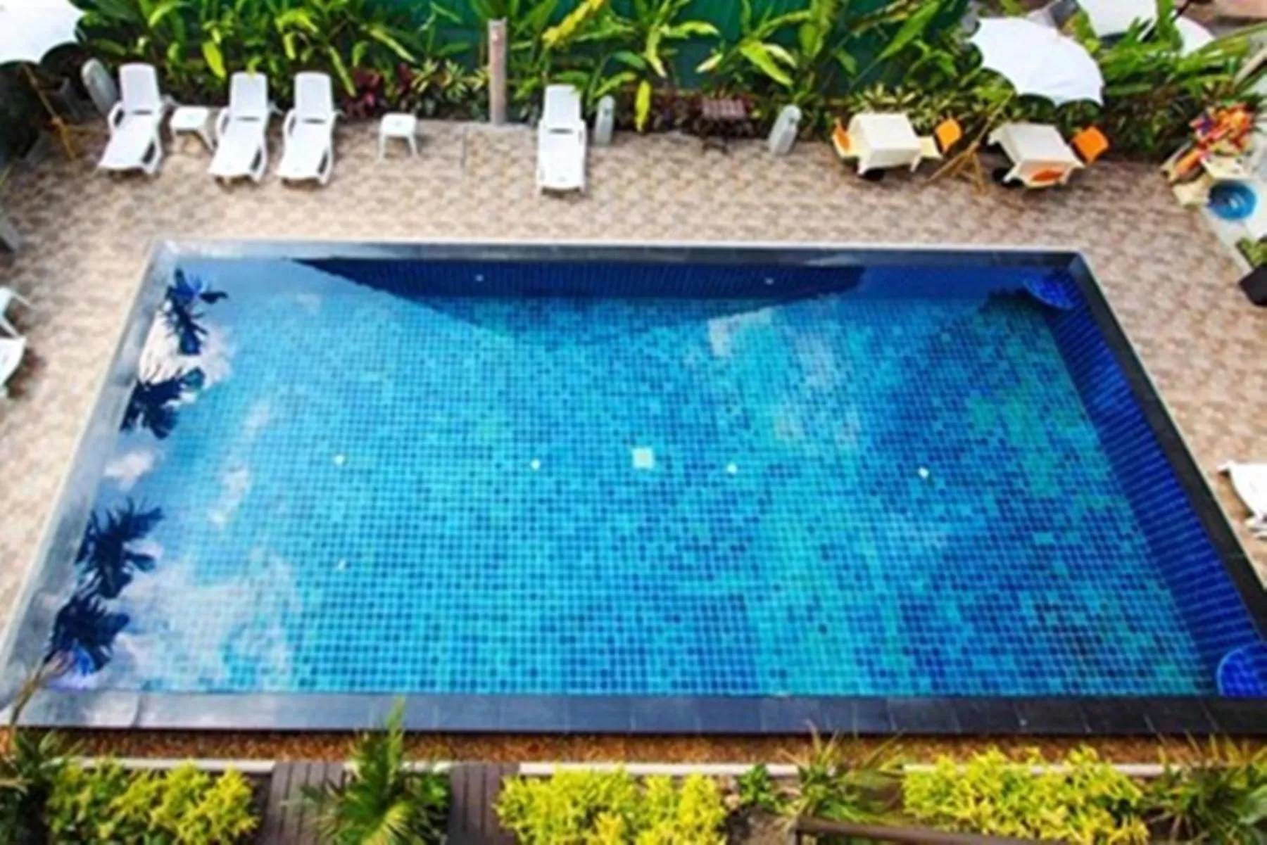 Pool view in BB Mantra Boutique Hotel