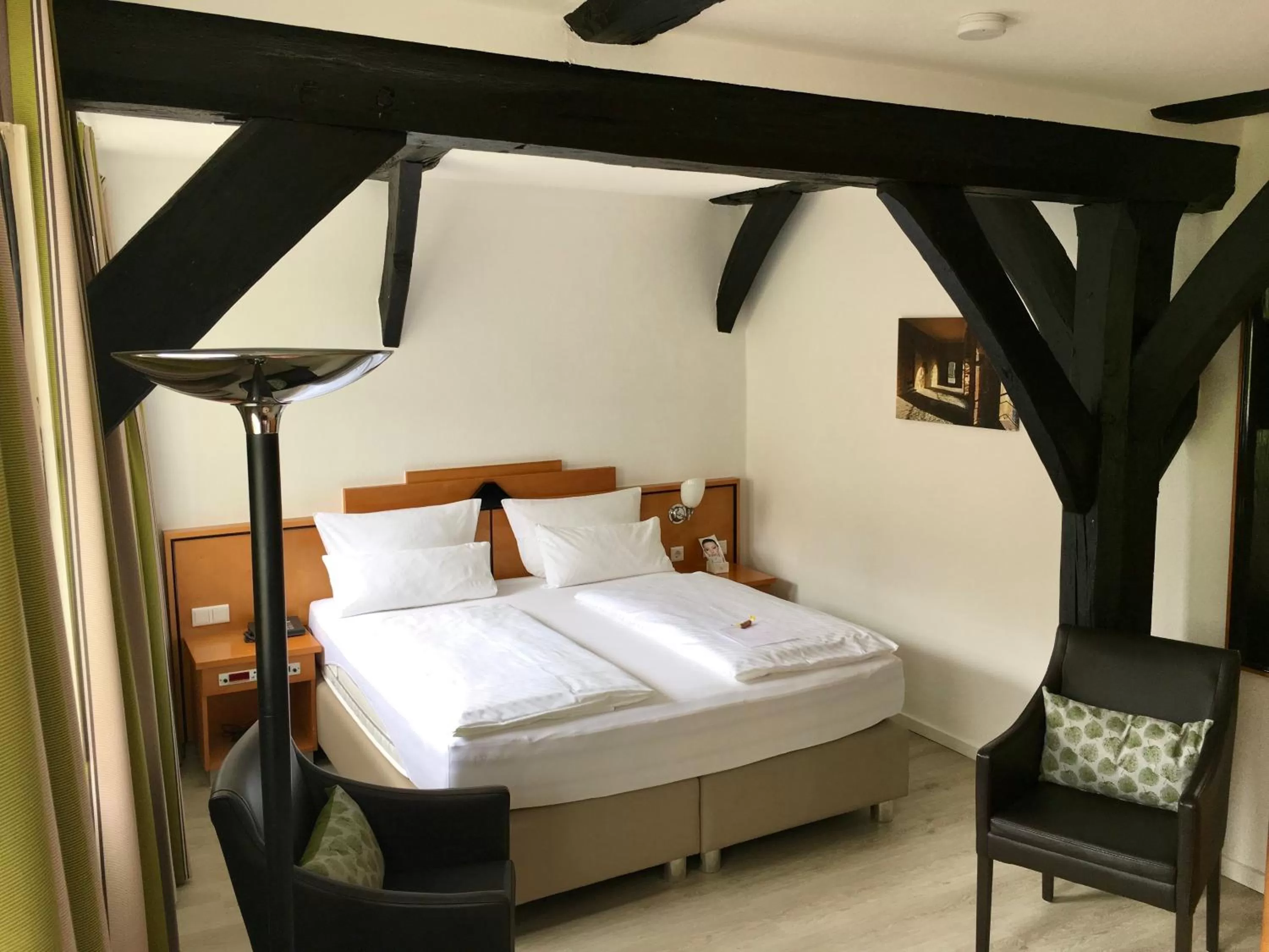 Photo of the whole room, Bed in Alt Warburg