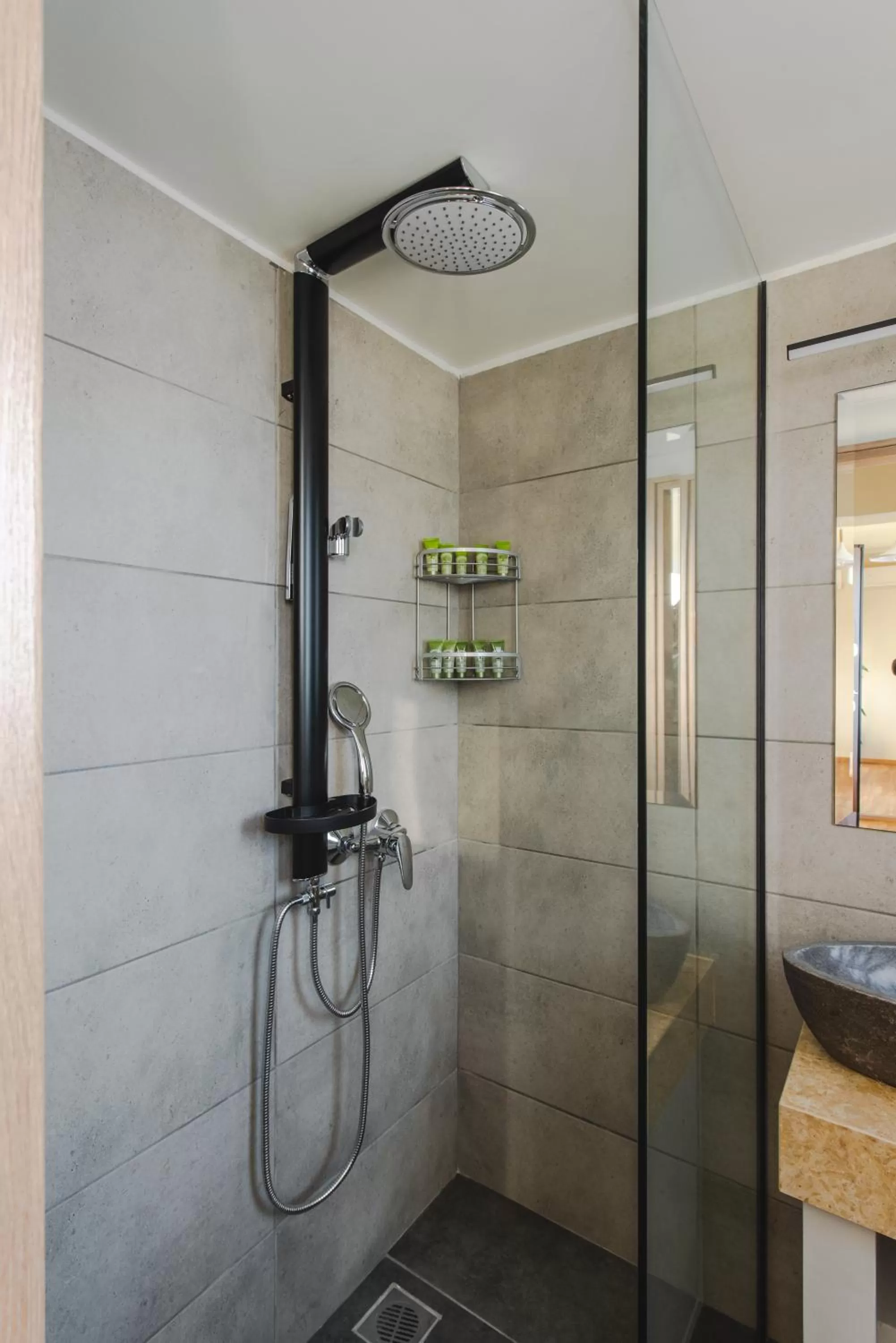 Shower in Living Stone Aparthotel