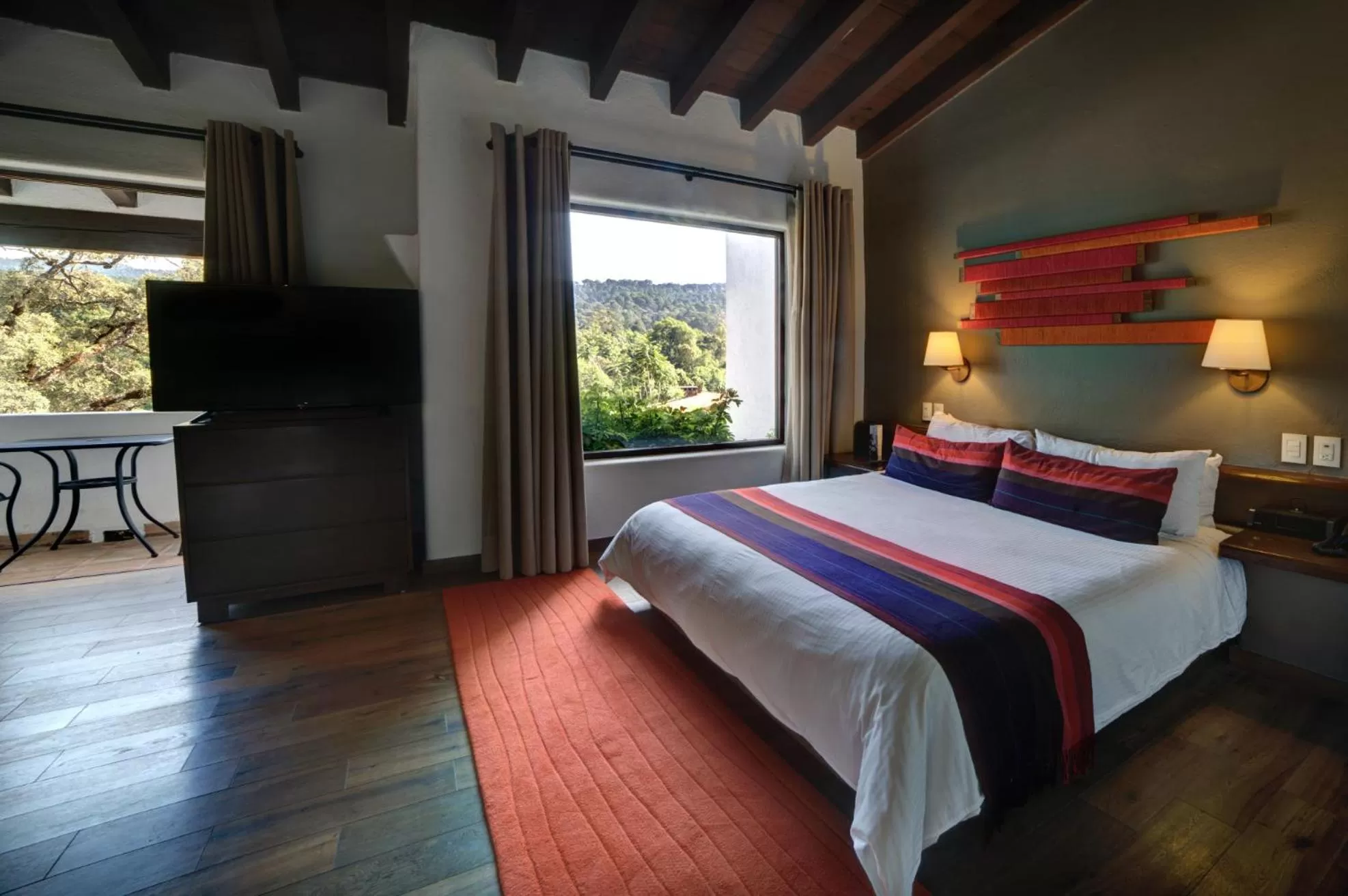 View (from property/room), Bed in Hotel Avandaro Golf & Spa Resort