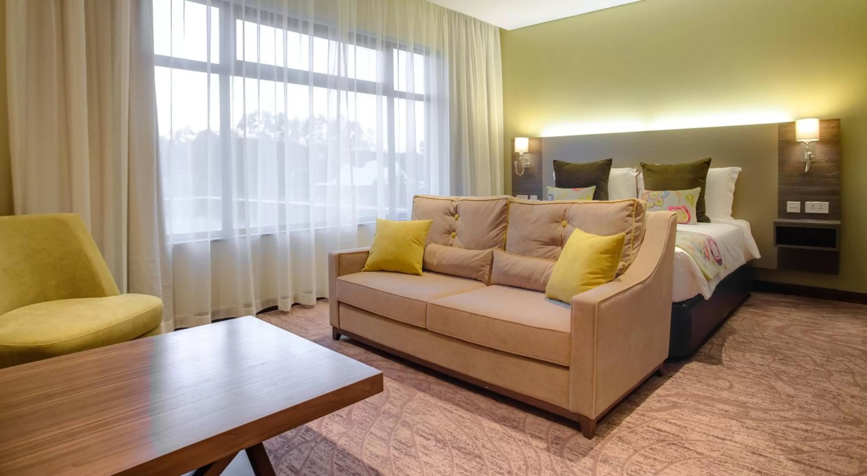 Photo of the whole room, Bed in Tamarind Tree Hotel