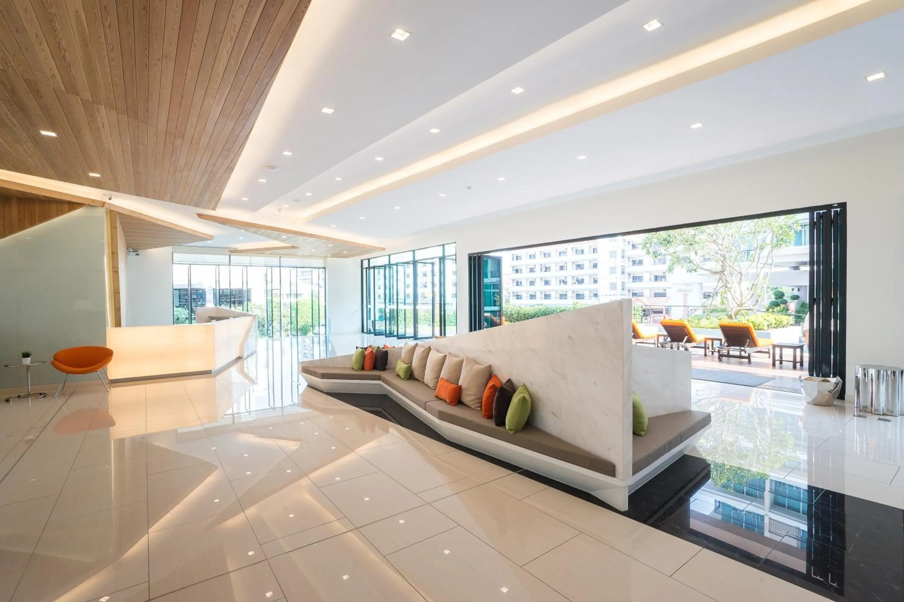 Lobby or reception in J Inspired Hotel Pattaya