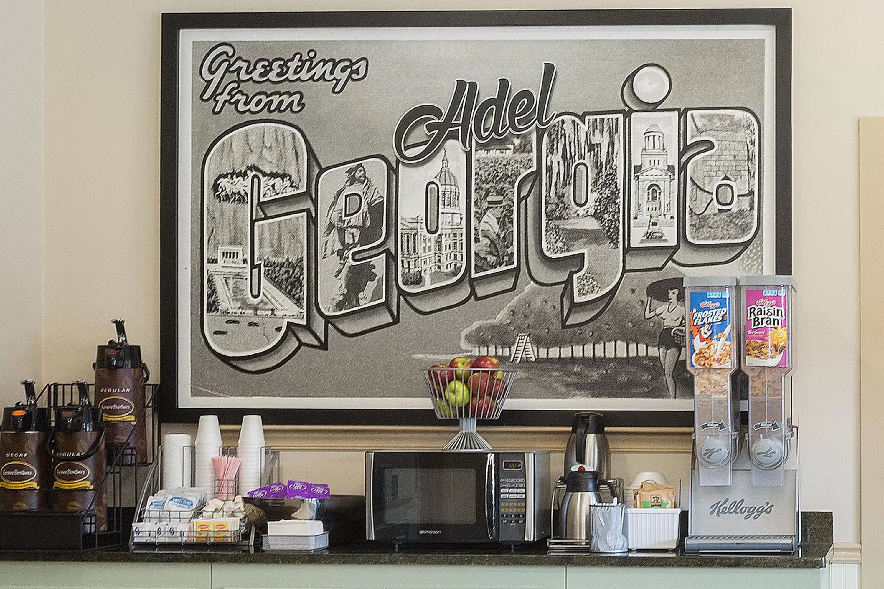 Breakfast in Super 8 by Wyndham Adel GA I-75