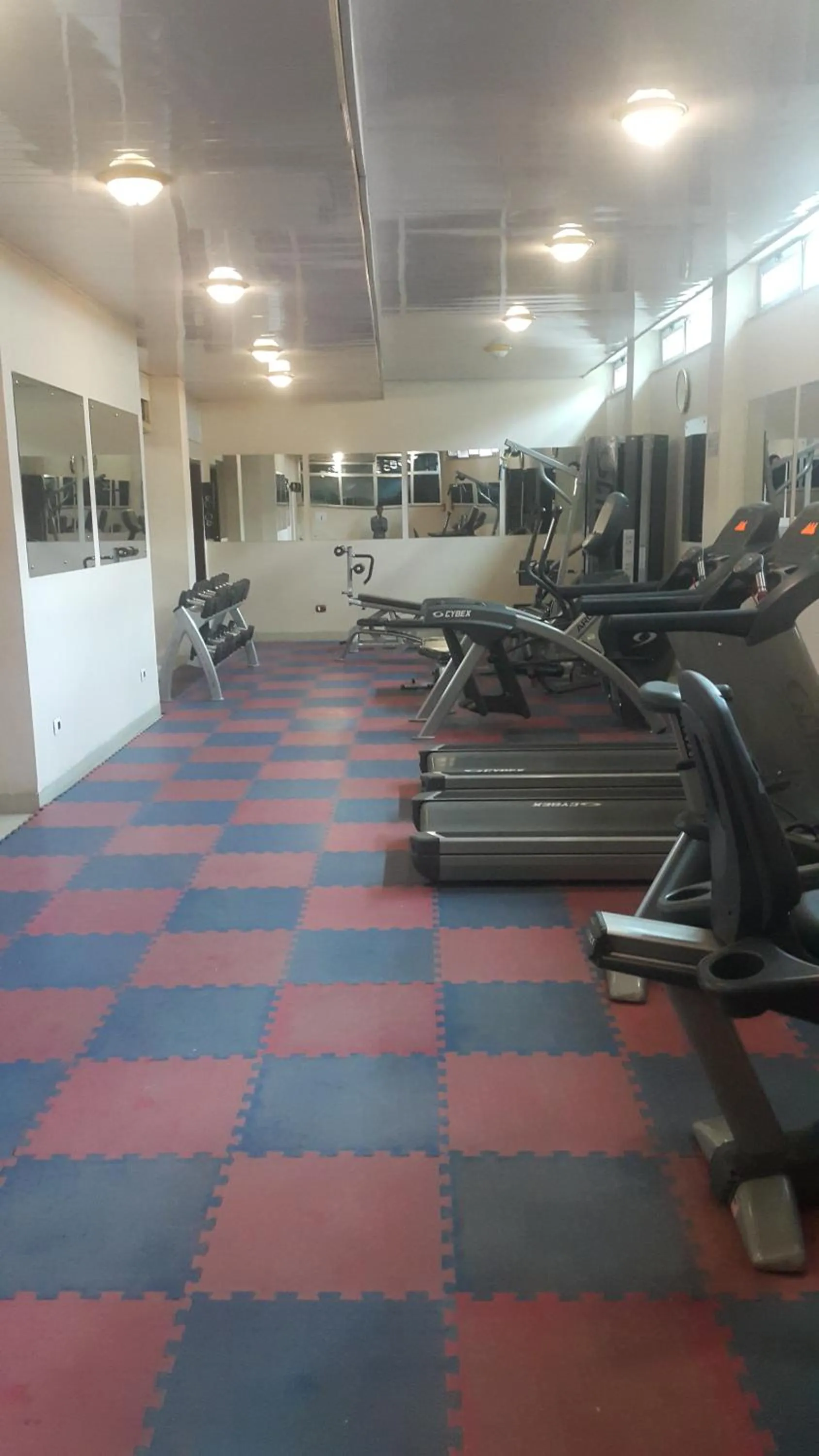 Fitness centre/facilities in Friendship International Hotel