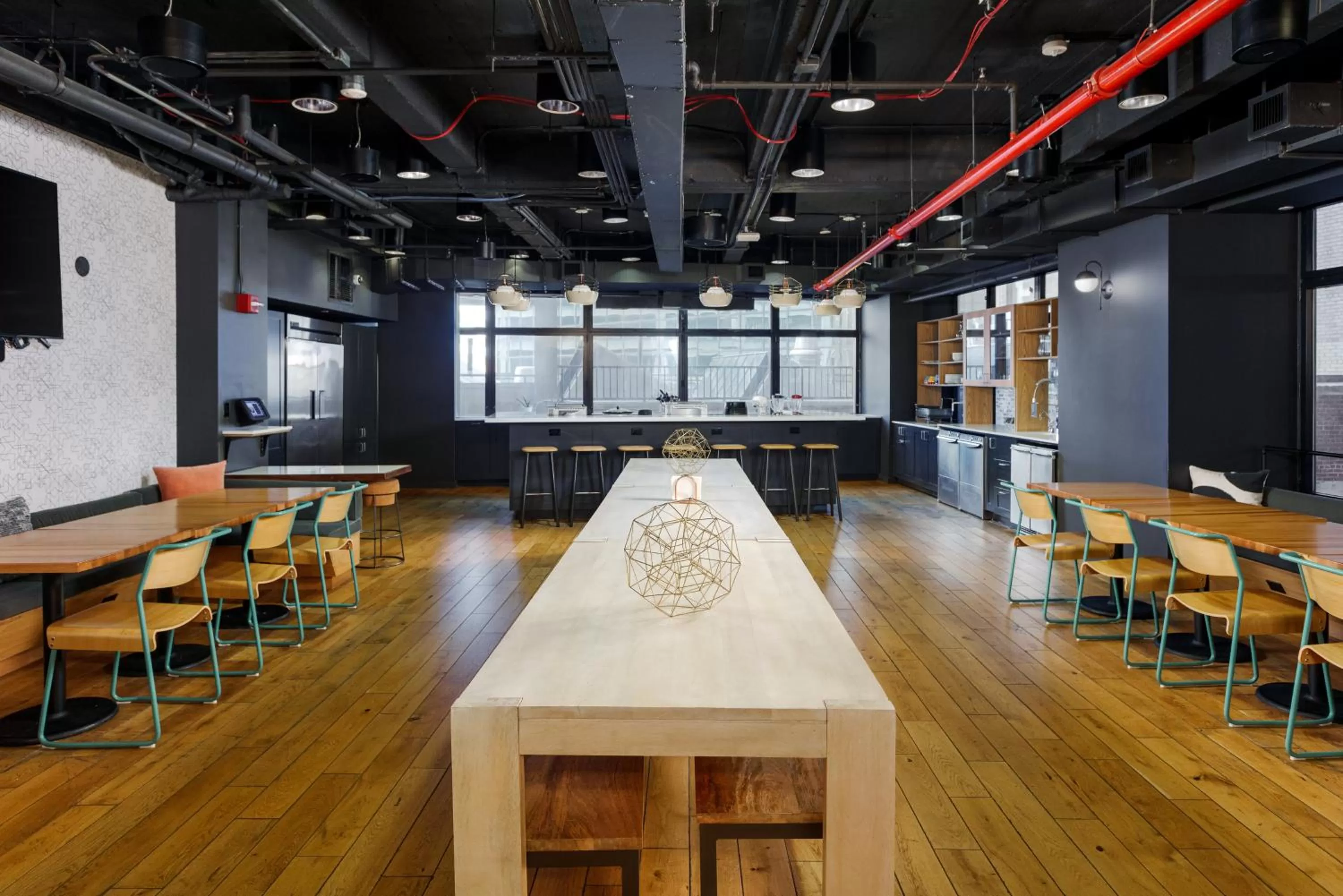 Dining area in Placemakr Wall Street