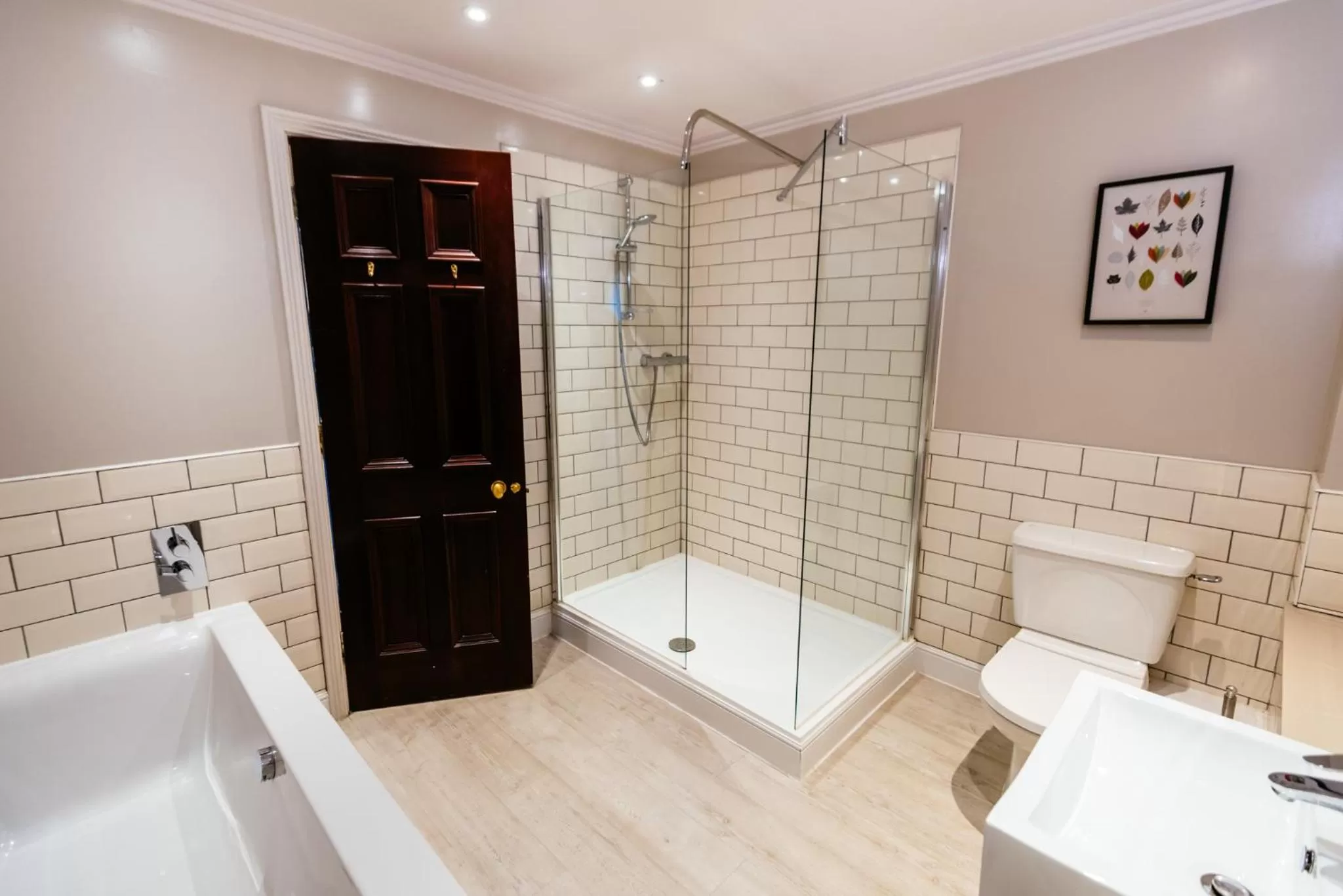 Shower in The Alverton