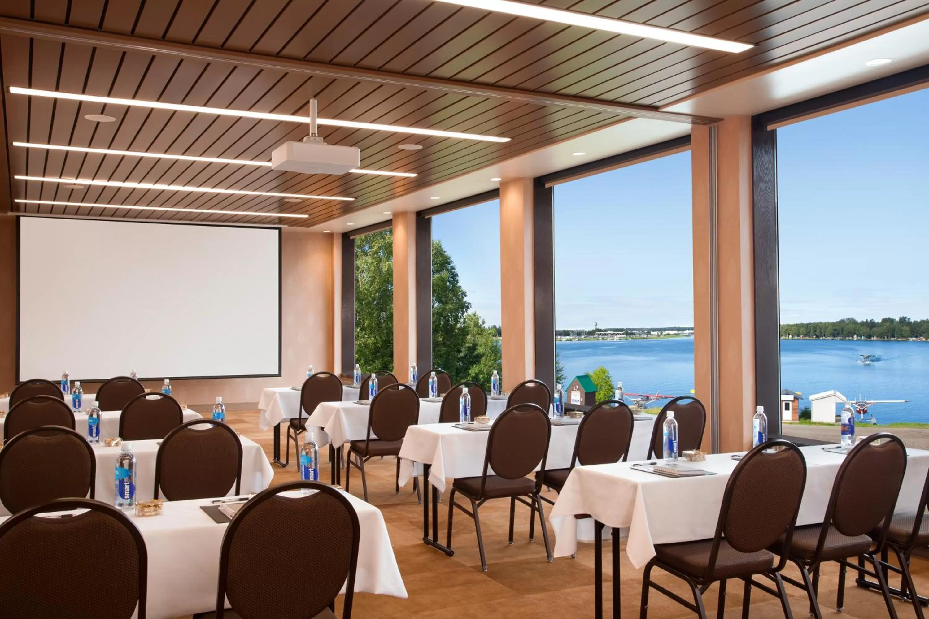 Banquet/Function facilities in The Lakefront Anchorage