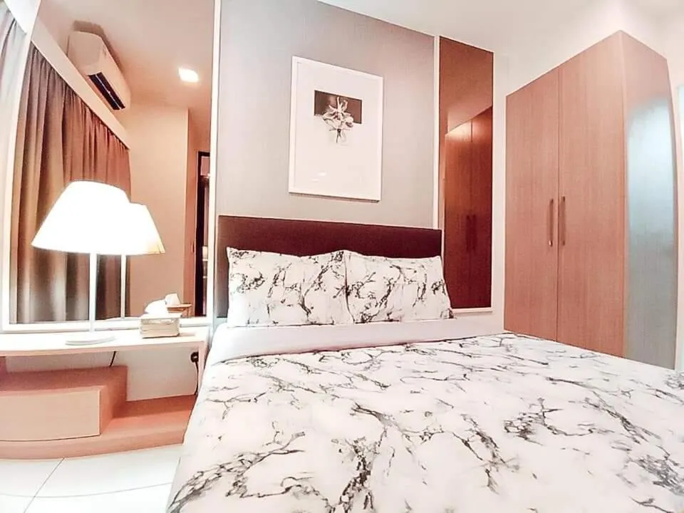 Bed in 1 Tebrau Suites by Subhome