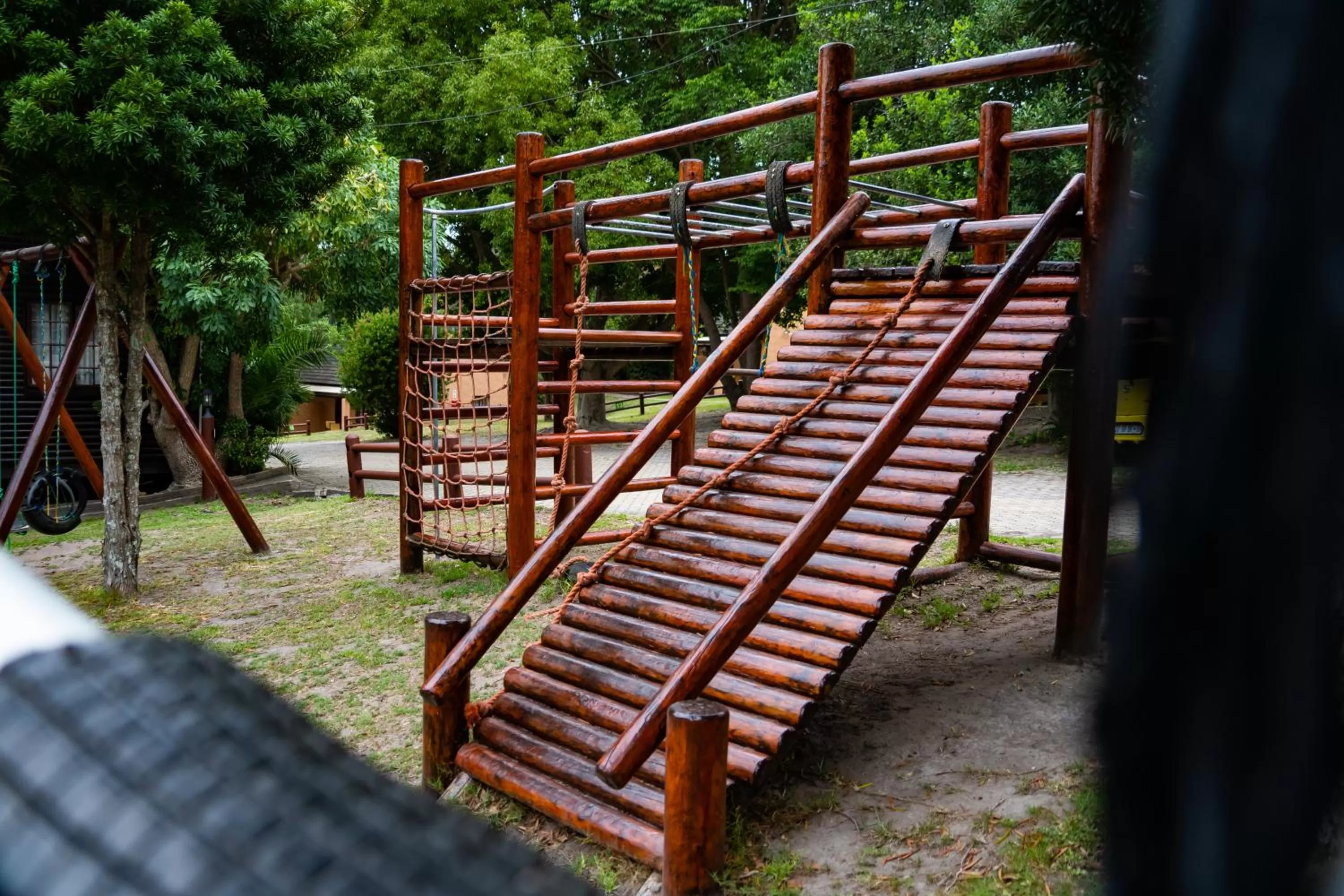 Children play ground in Gooderson Knysna Chalets