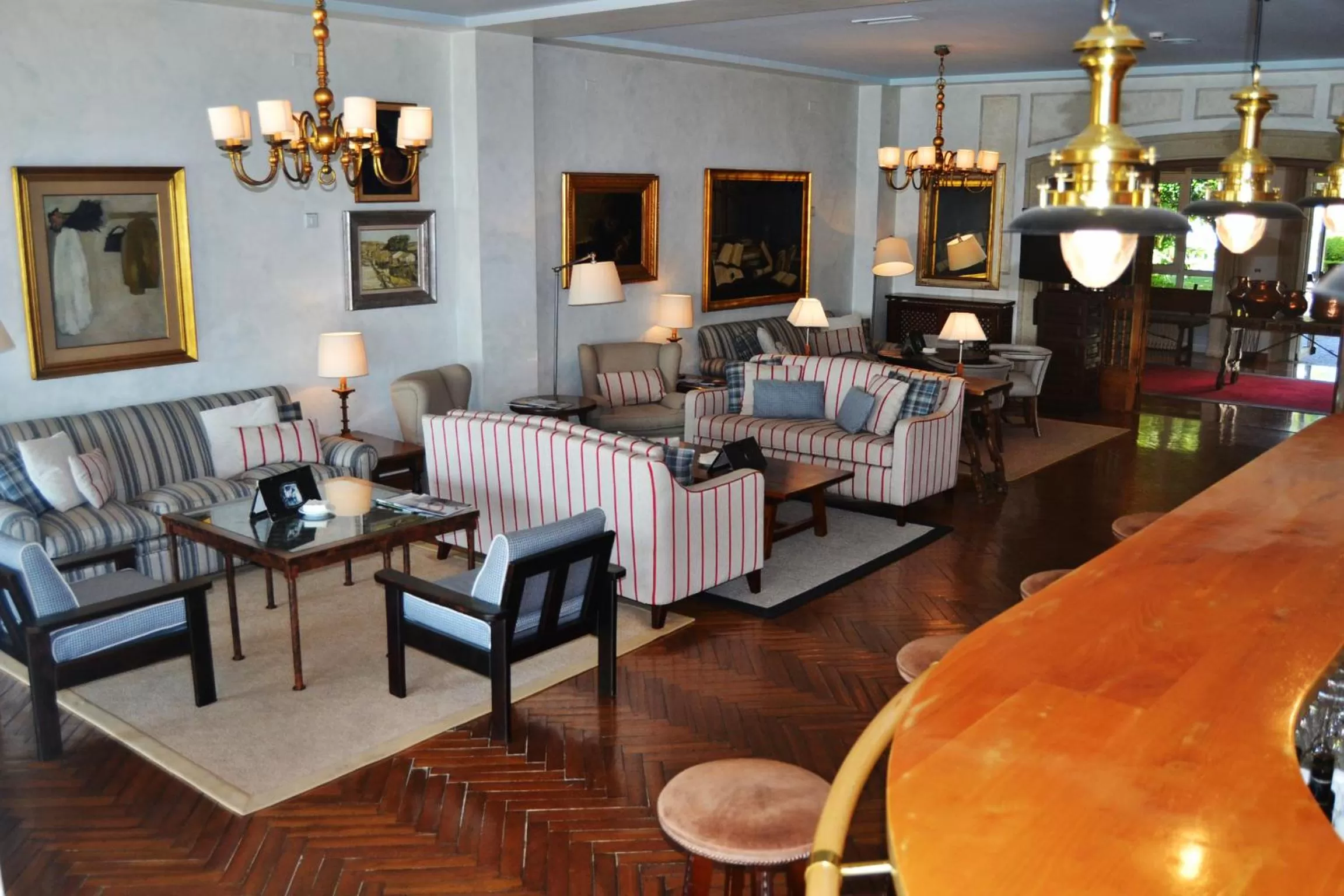 Lounge or bar in Parador de Ribadeo