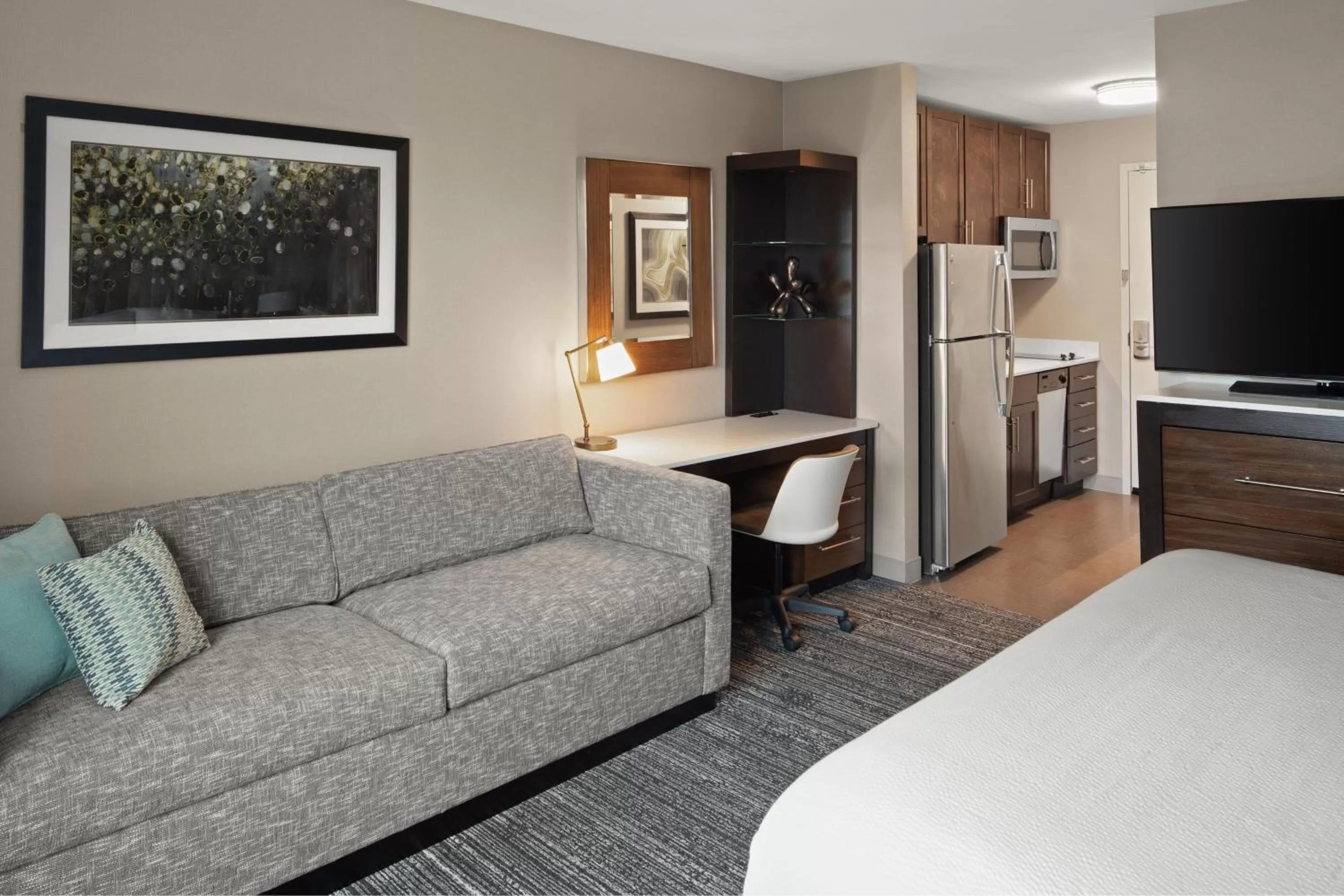 Bedroom, Bed in TownePlace Suites by Marriott Boston Logan Airport/Chelsea