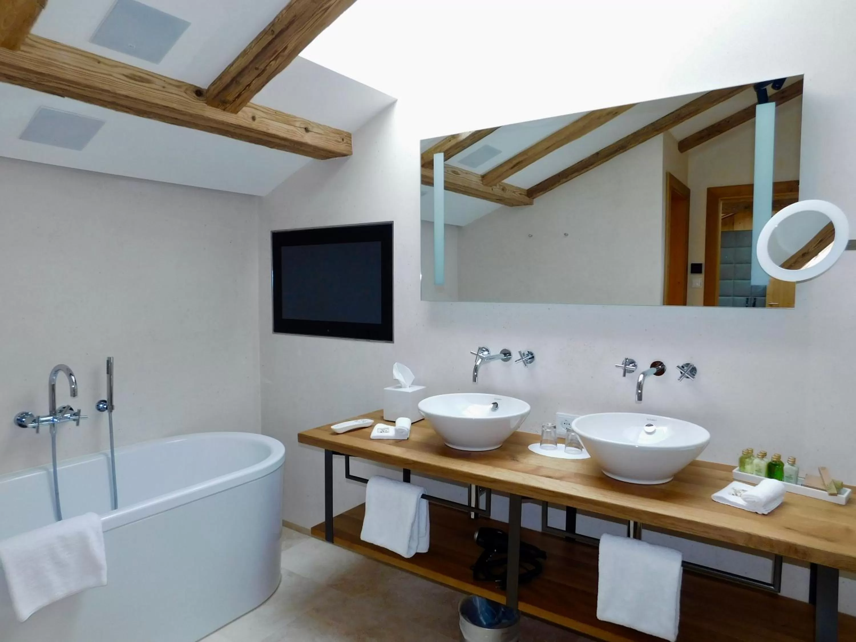 Bathroom in Das Achental Resort