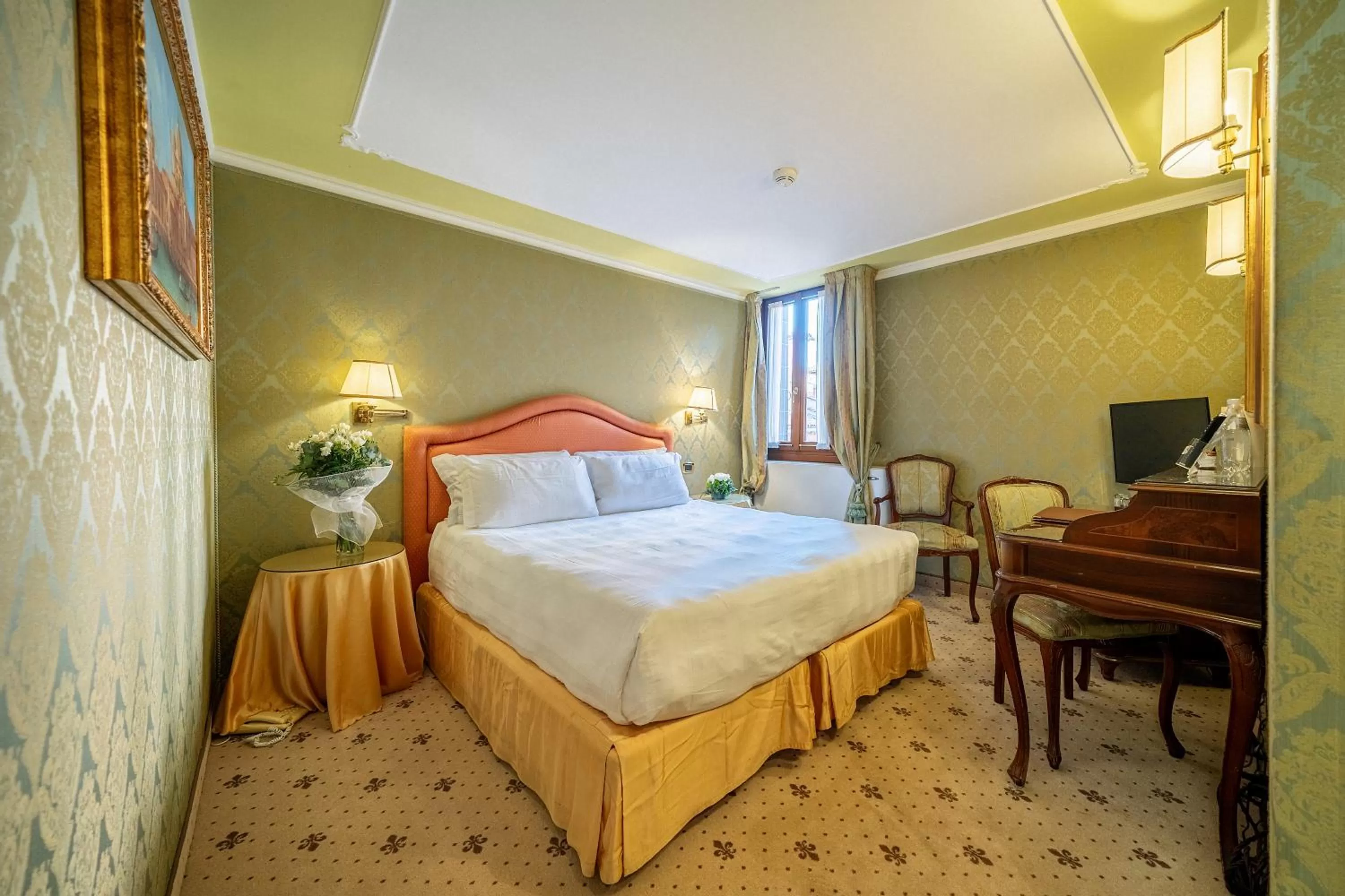 Bed in Hotel Colombina