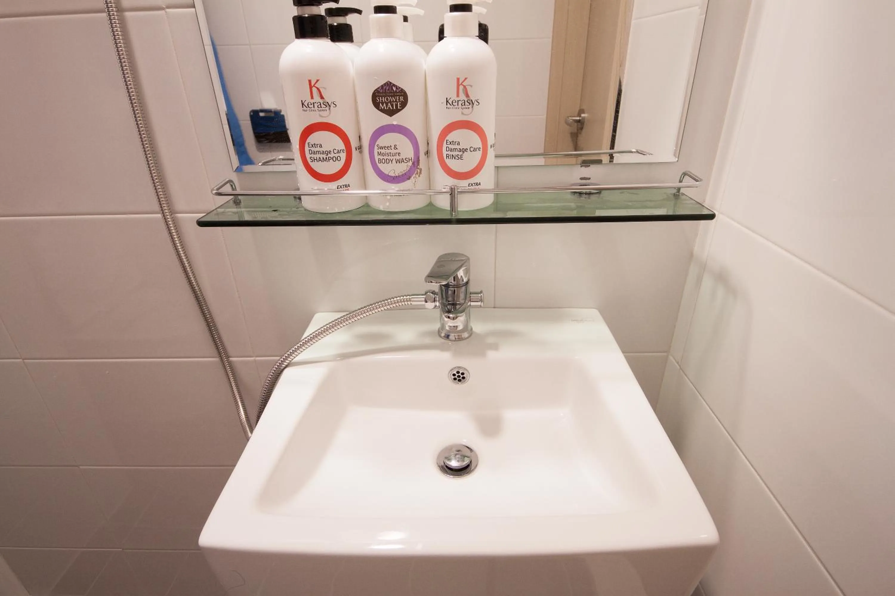 Bathroom in K-Guesthouse Dongdaemun Premium