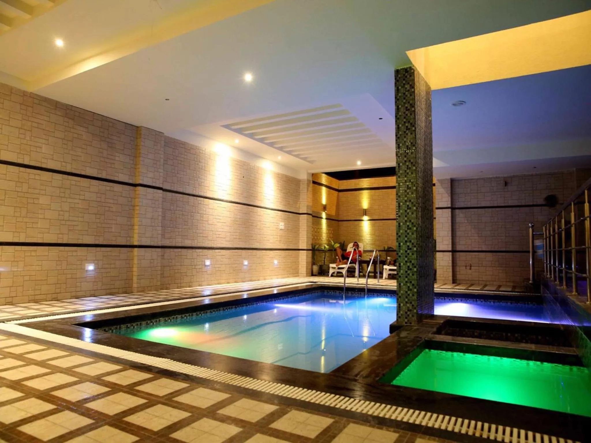 Pool view in Hotel Taj Villa- Agra