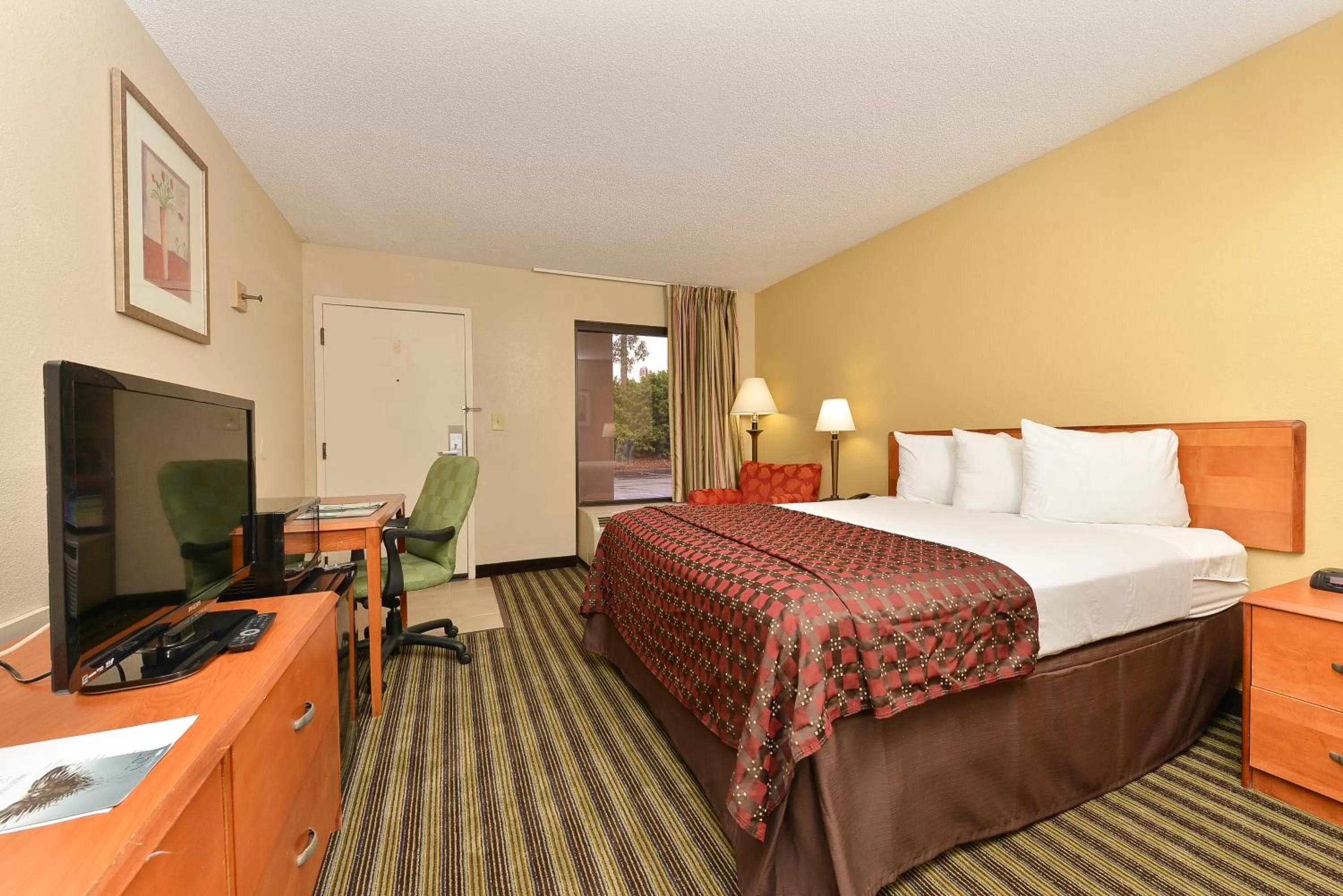 Deluxe Double Room with Two Double Beds - Non-Smoking in Quality Inn At the Mall - Valdosta