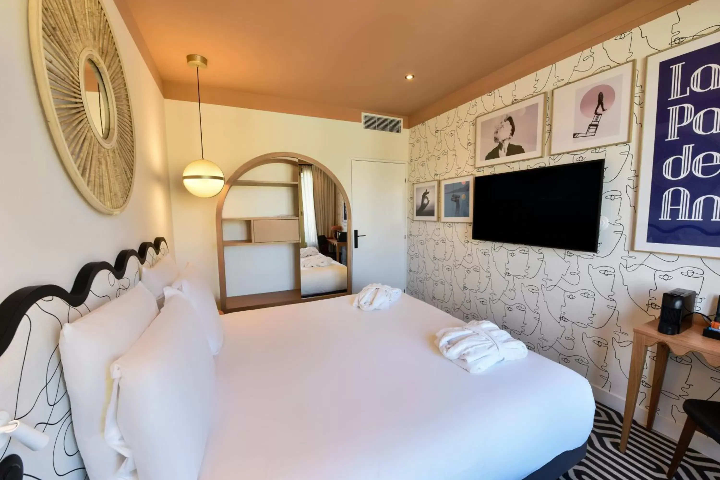 Superior Double or Twin Room with Sea View in Albert 1er Superior Double or Twin Room with Sea View in Albert 1er