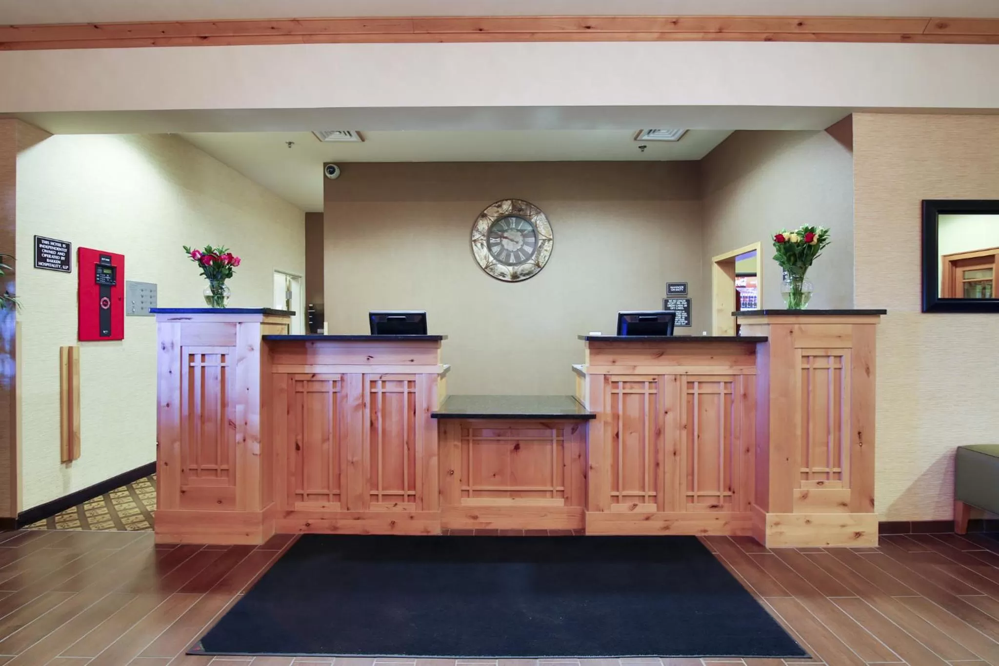 Lobby or reception in Hawthorn Extended Stay by Wyndham Minot