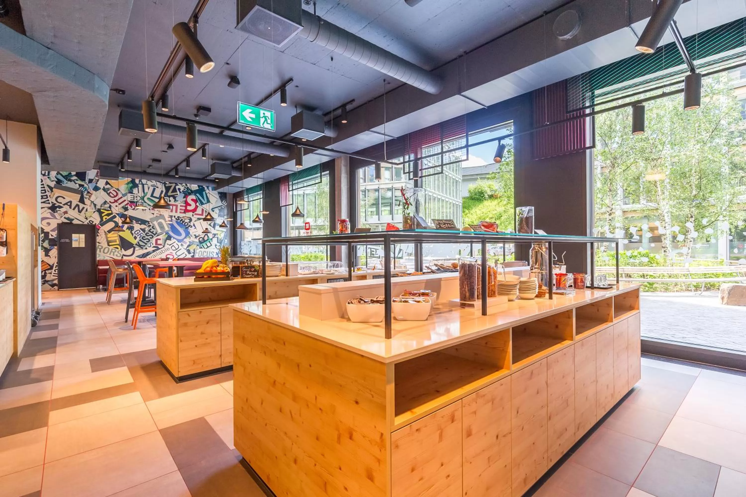 Breakfast in MEININGER Hotel Zürich Greencity