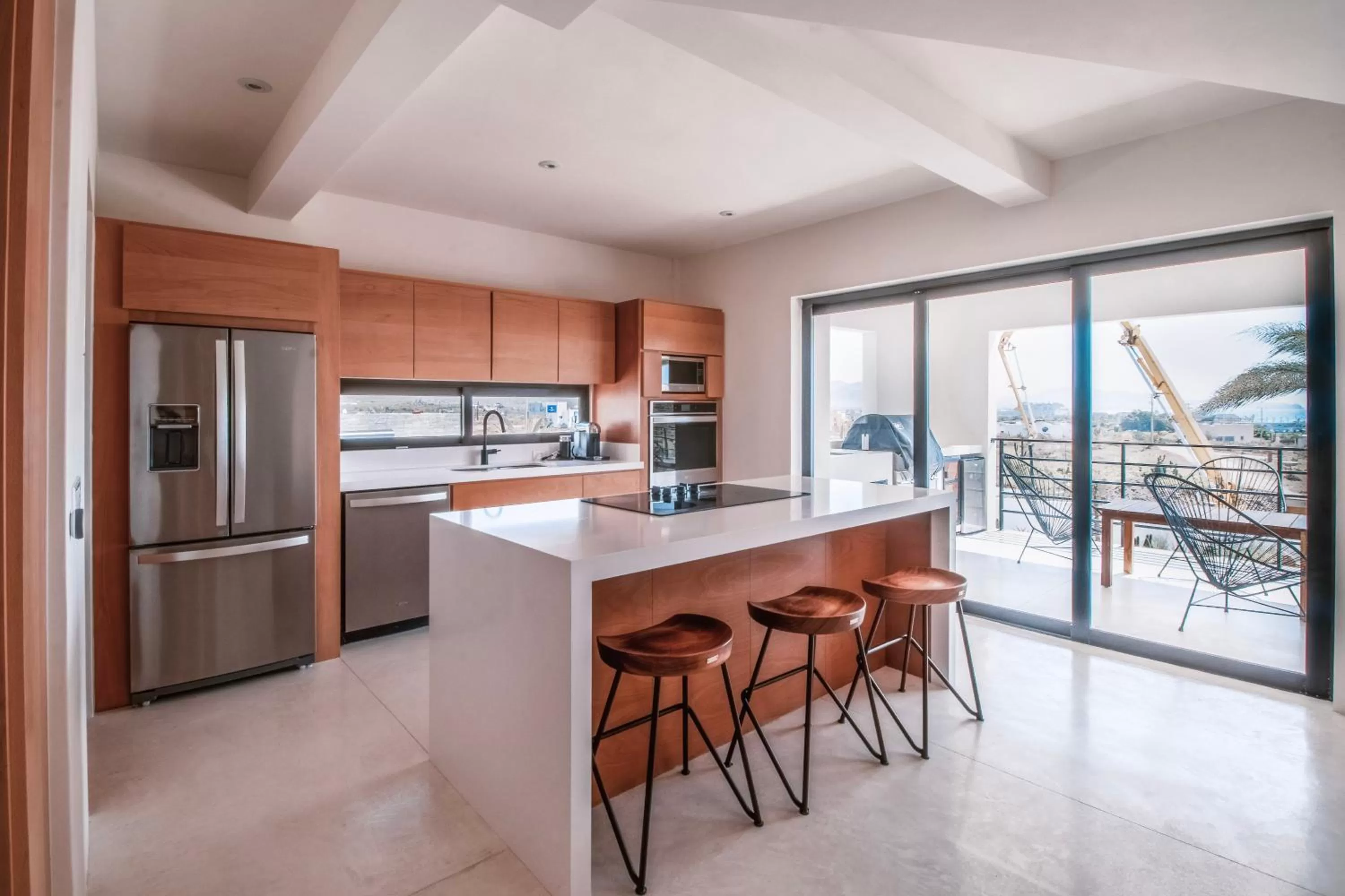 Kitchen or kitchenette, Kitchen/Kitchenette in Cerritos Surf Residences