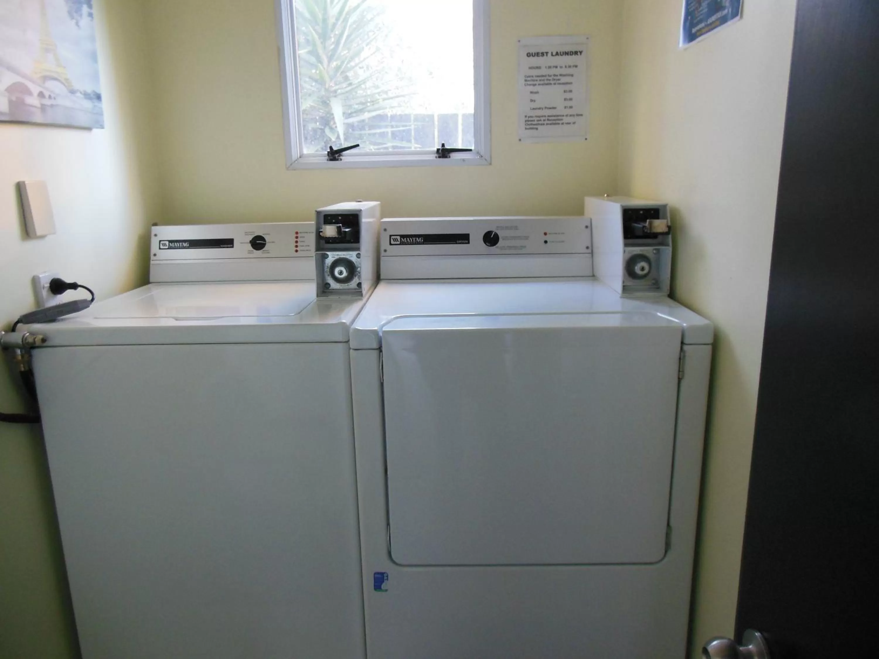 Area and facilities in ASURE Camelot Arms Motor Lodge