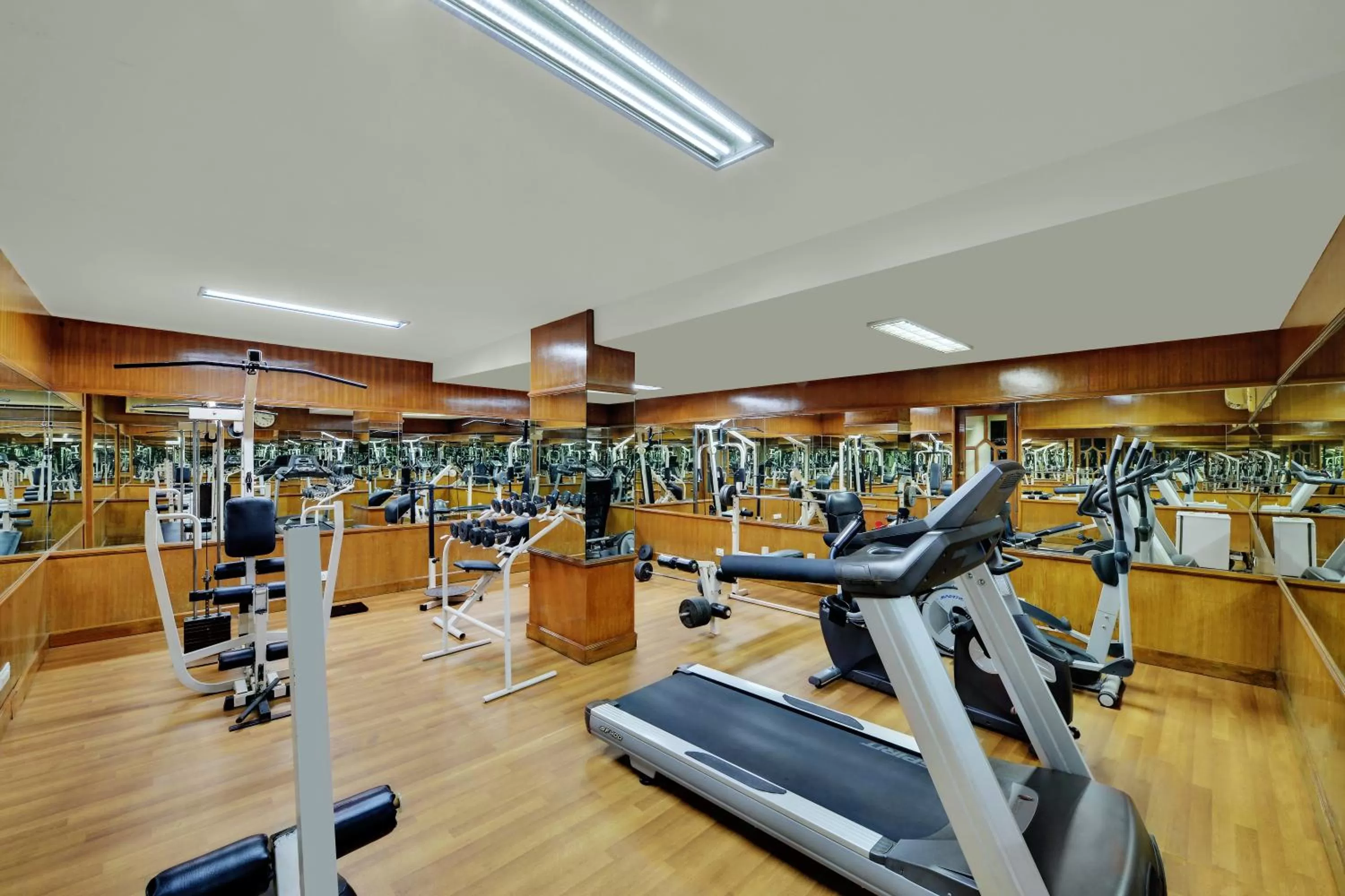 Fitness centre/facilities in SRM Hotel Maraimalai Nagar Chennai