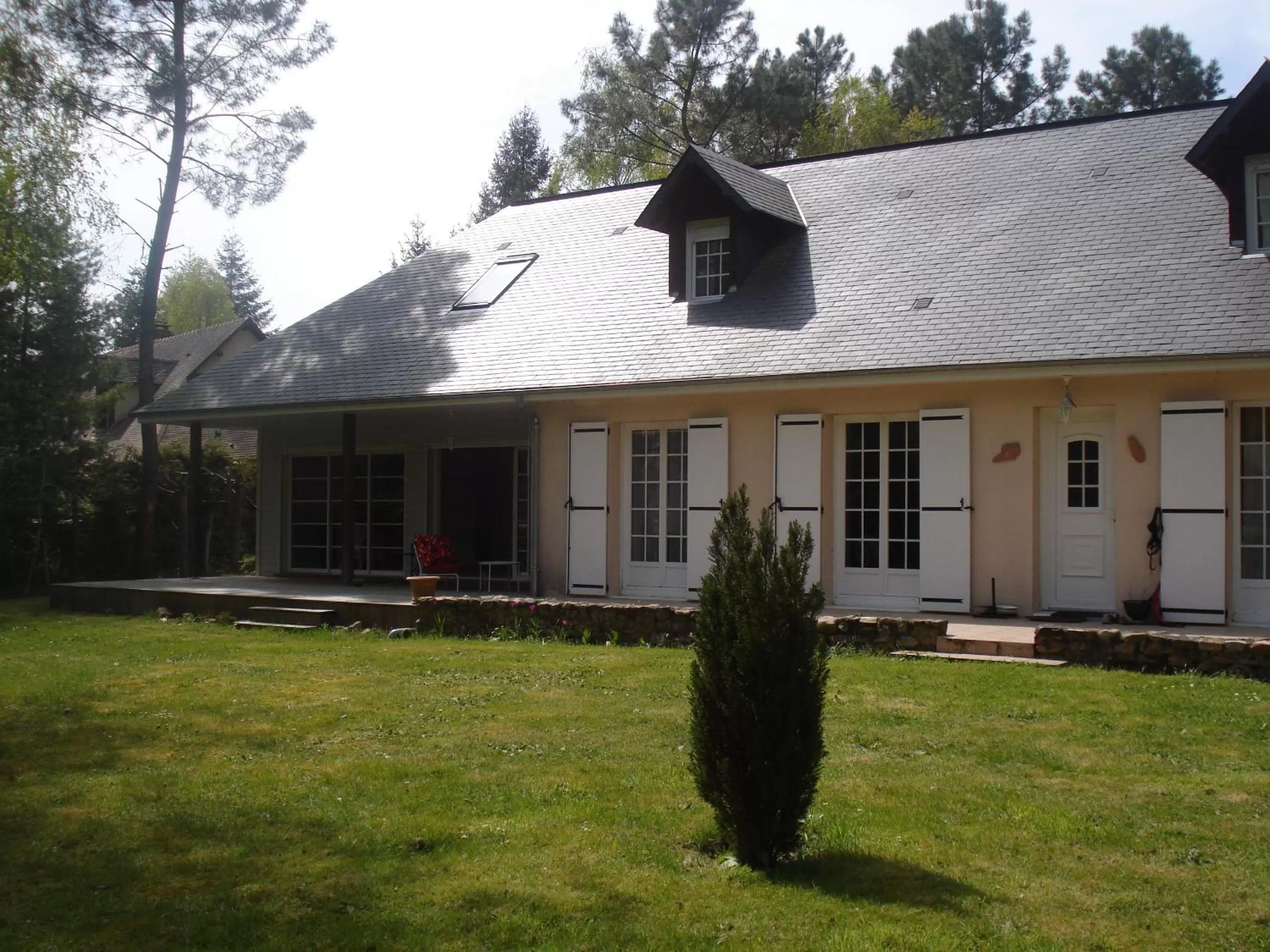 Property Building in B&B La Forêt de Charmeuse