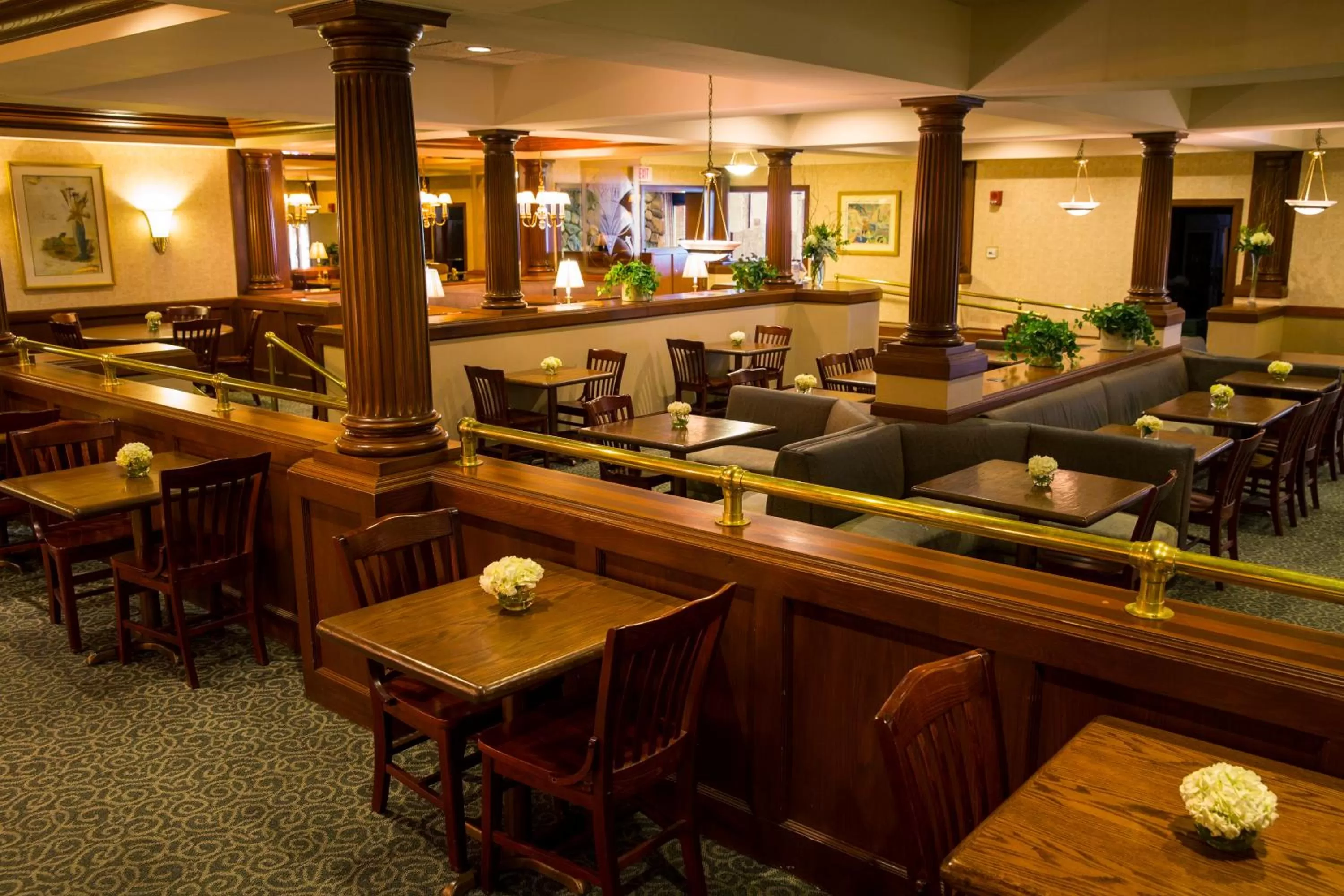 Restaurant/places to eat in RIT Inn & Conference Center