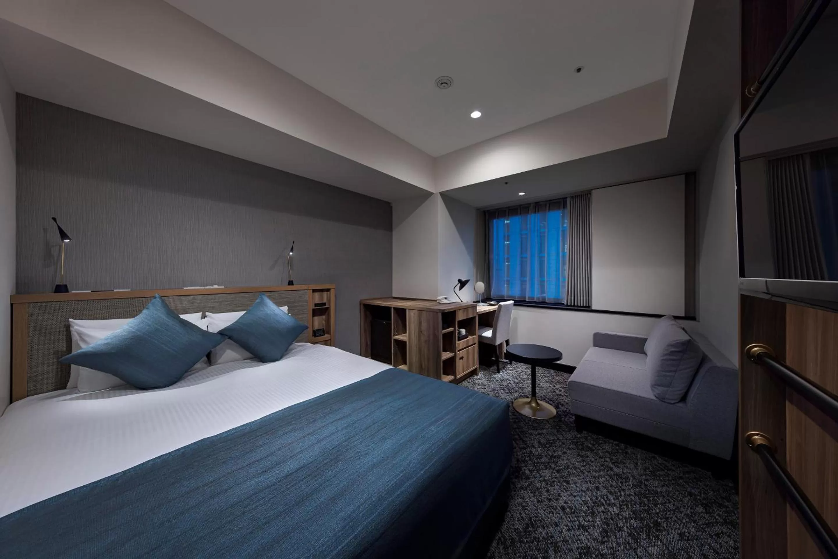 Photo of the whole room, Bed in Hotel Villa Fontaine Grand Tokyo-Shiodome