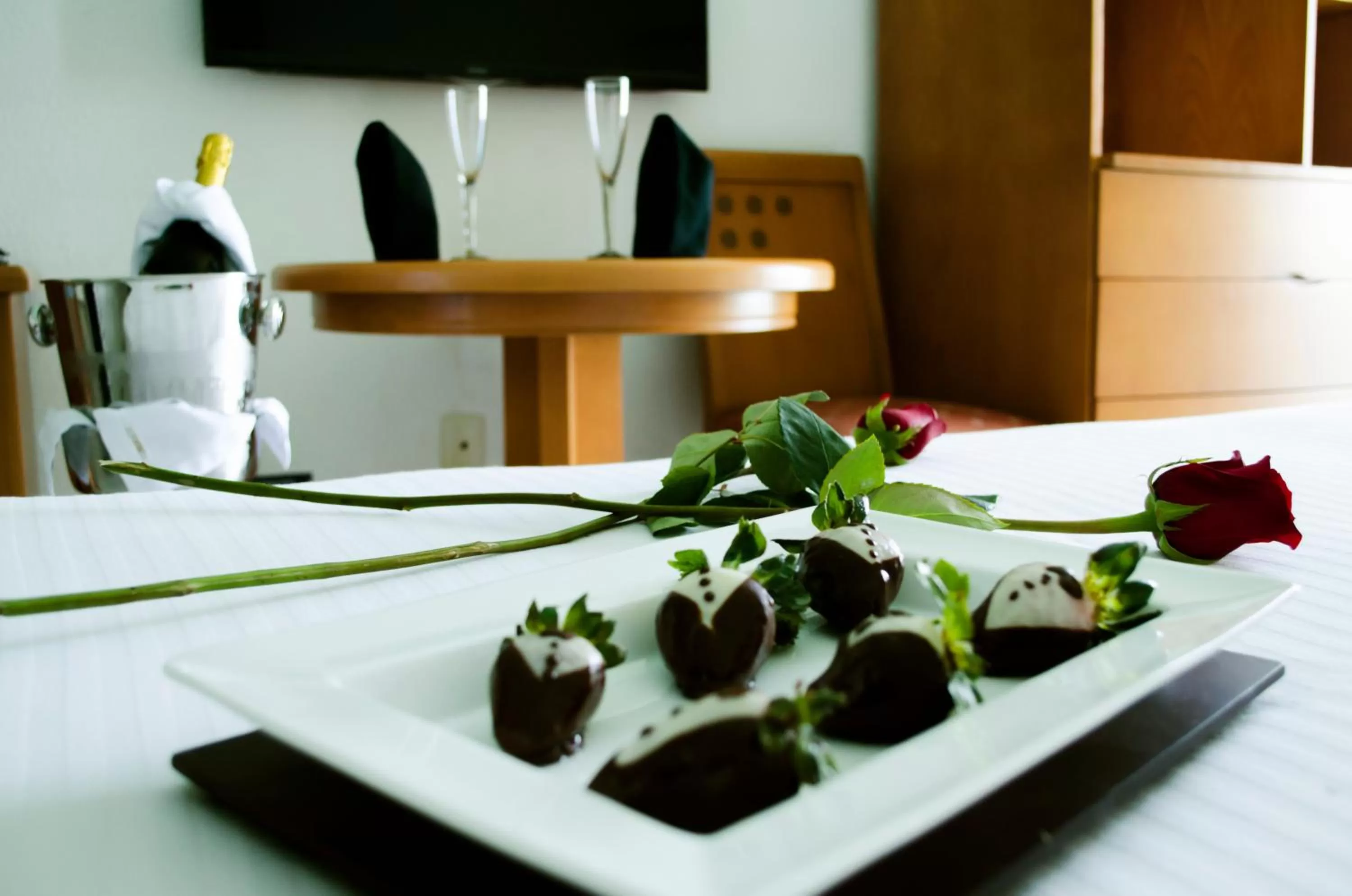 Food and drinks in Coral Princess Hotel & Dive Resort