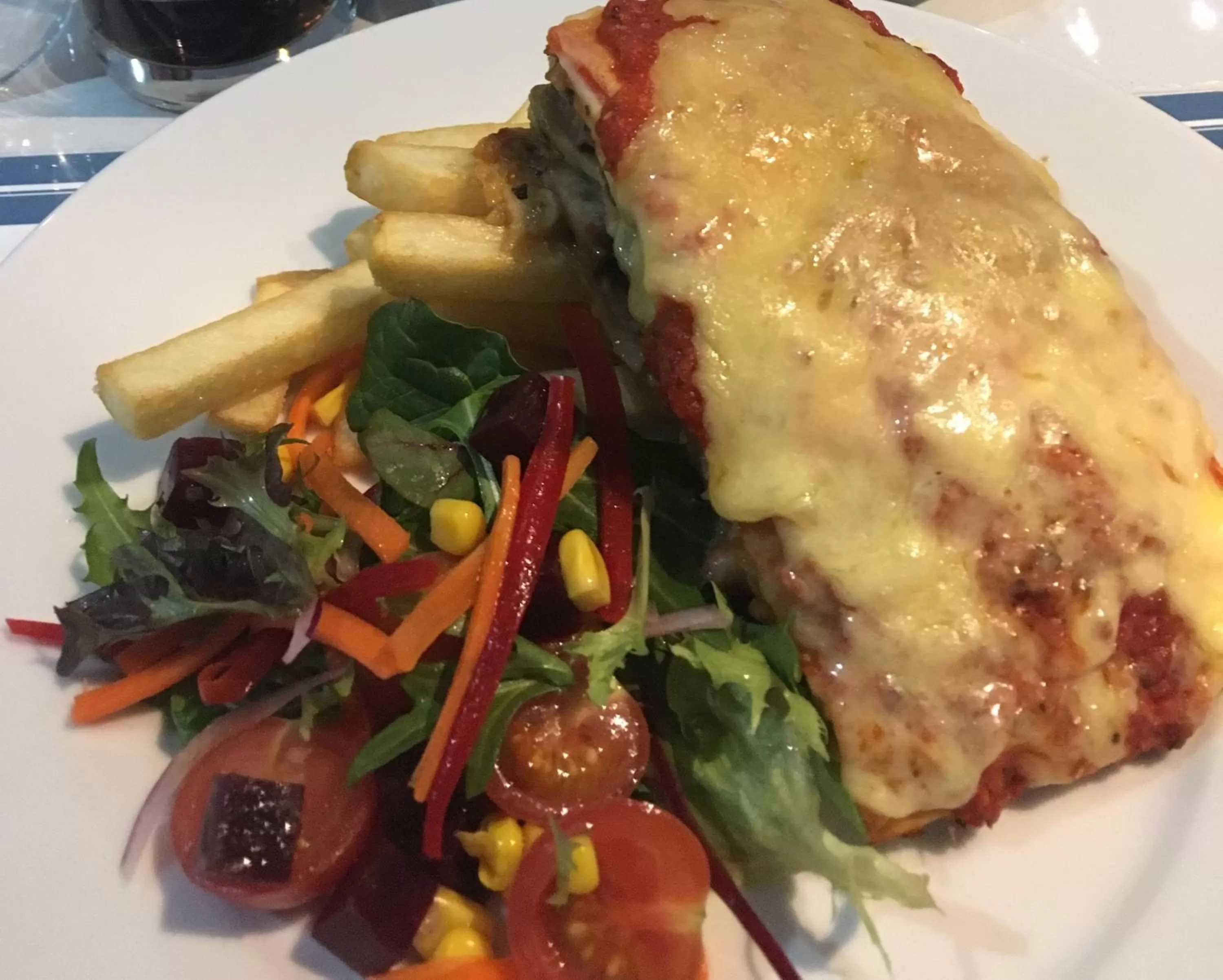 Restaurant/places to eat in Byer Fountain Motor Inn