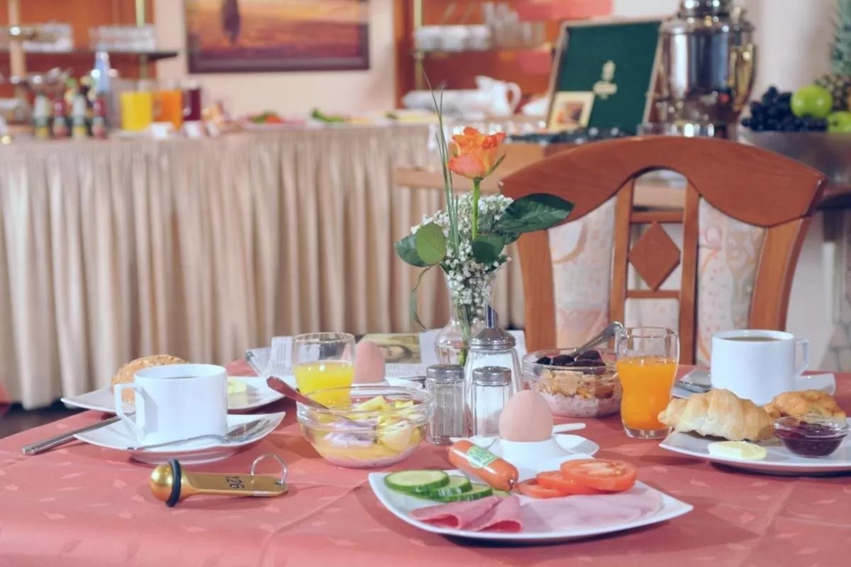 Buffet breakfast in Hotel Heide Residenz