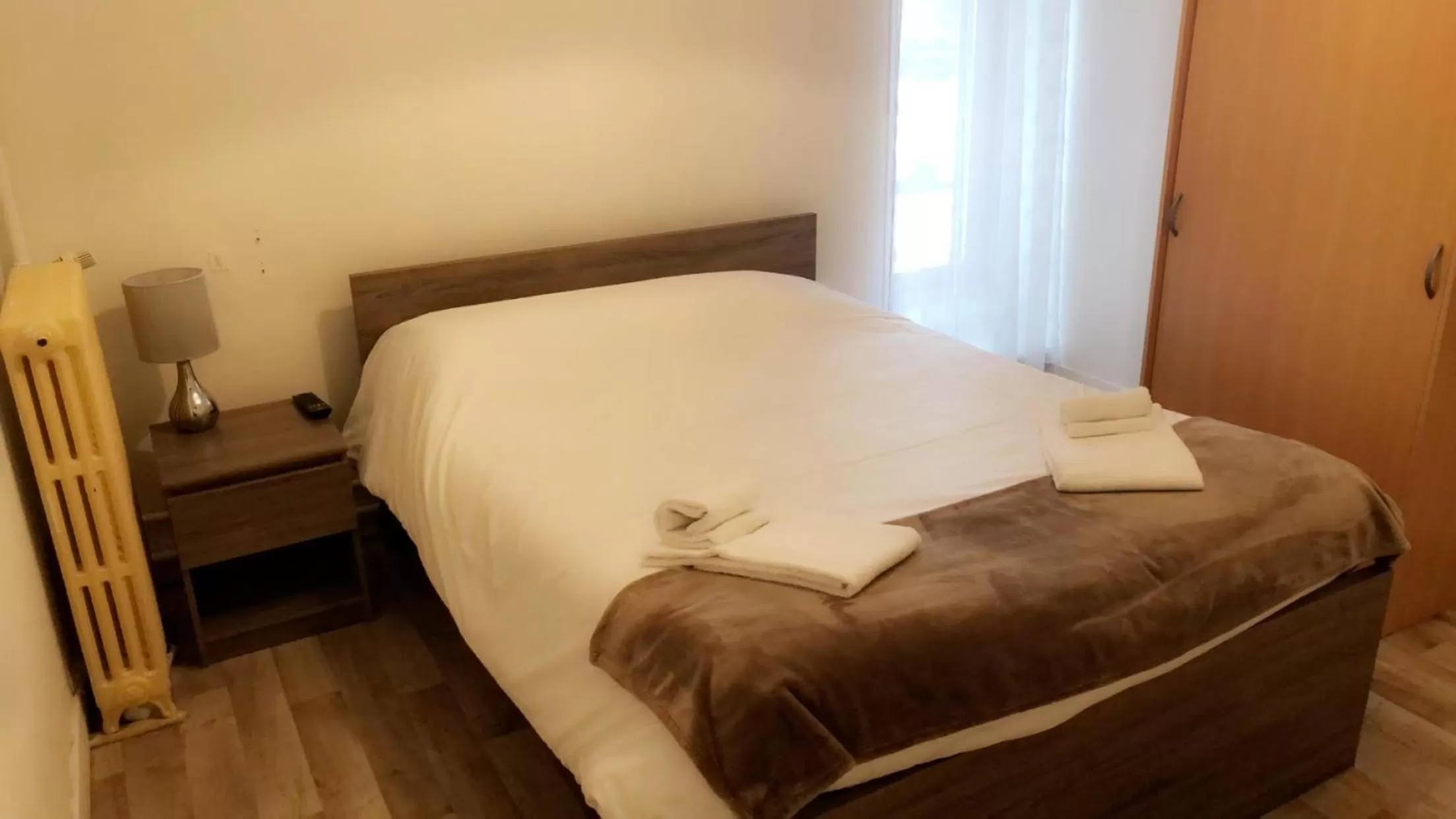 Bed in Hotel Notre Dame