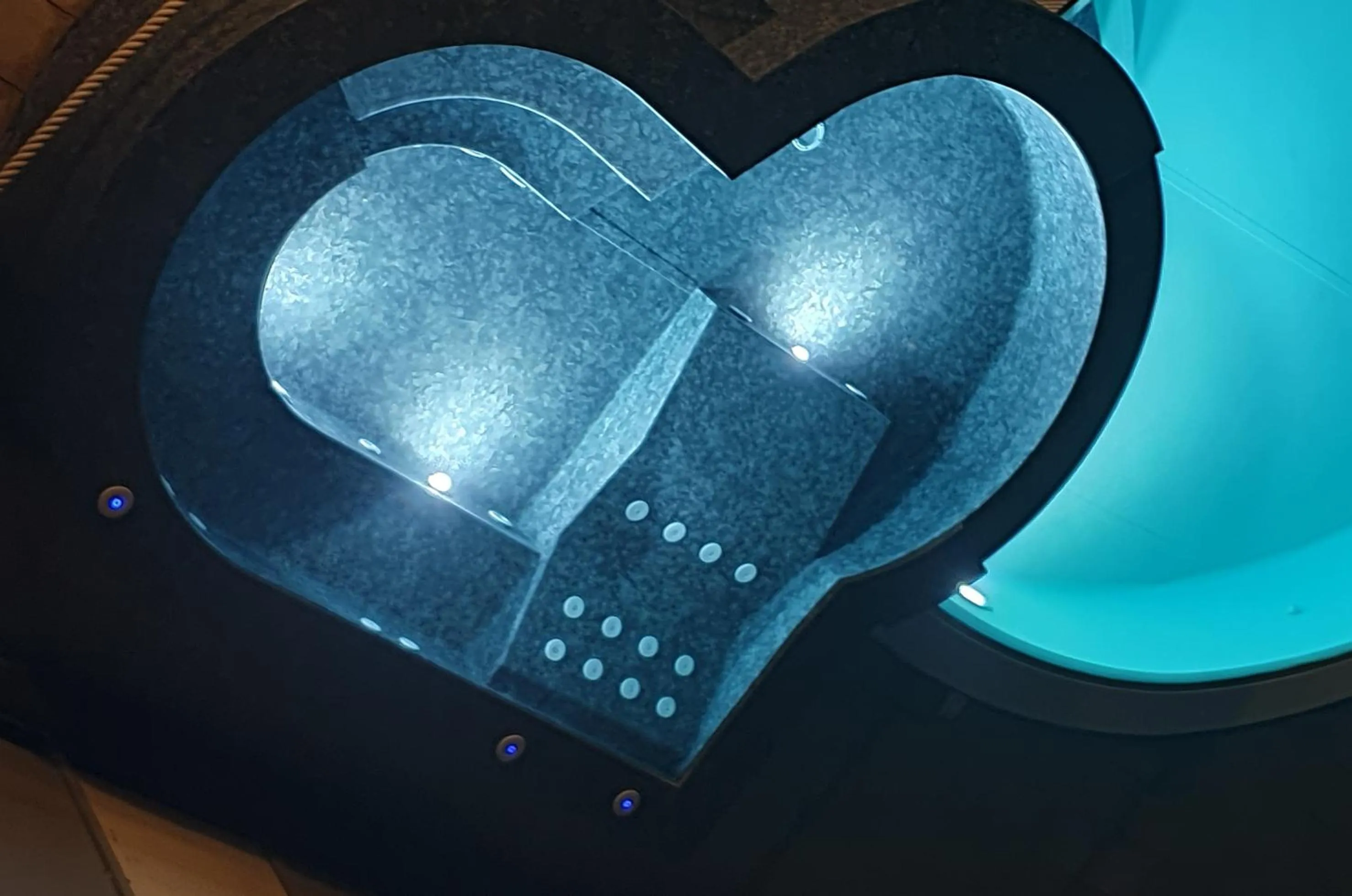 Hot Tub in Ecohotel Primavera