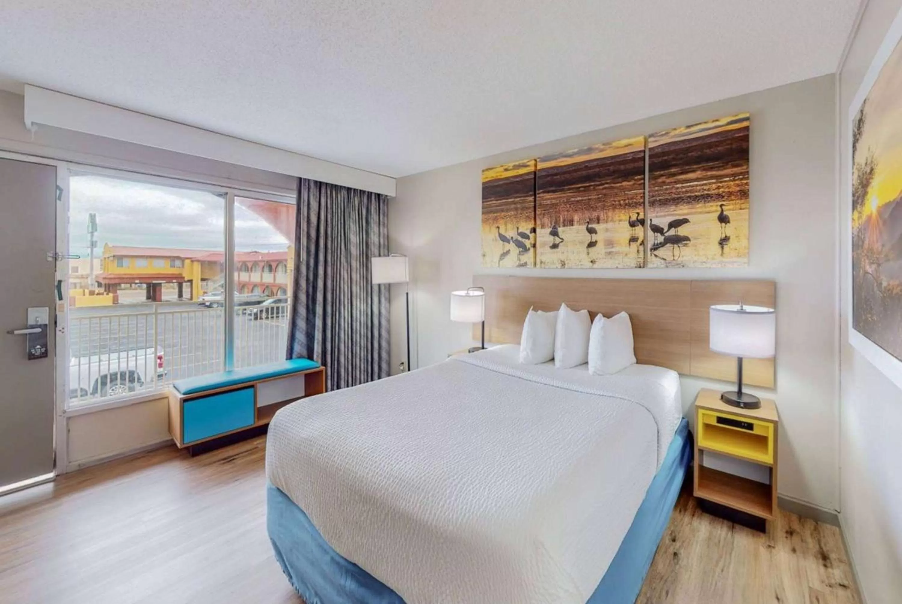 Photo of the whole room, Bed in Days Inn by Wyndham Socorro