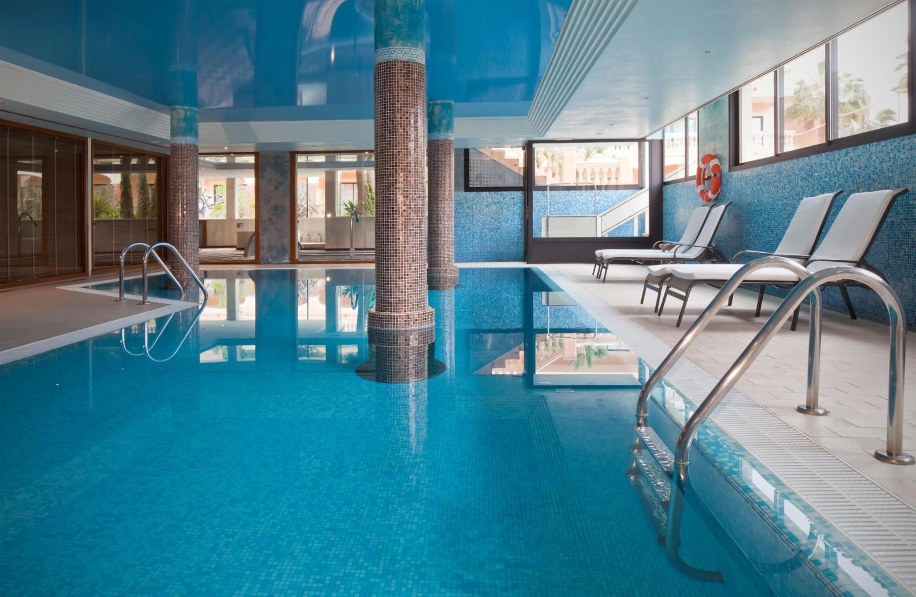 Spa and wellness centre/facilities in Mon Port Hotel & Spa
