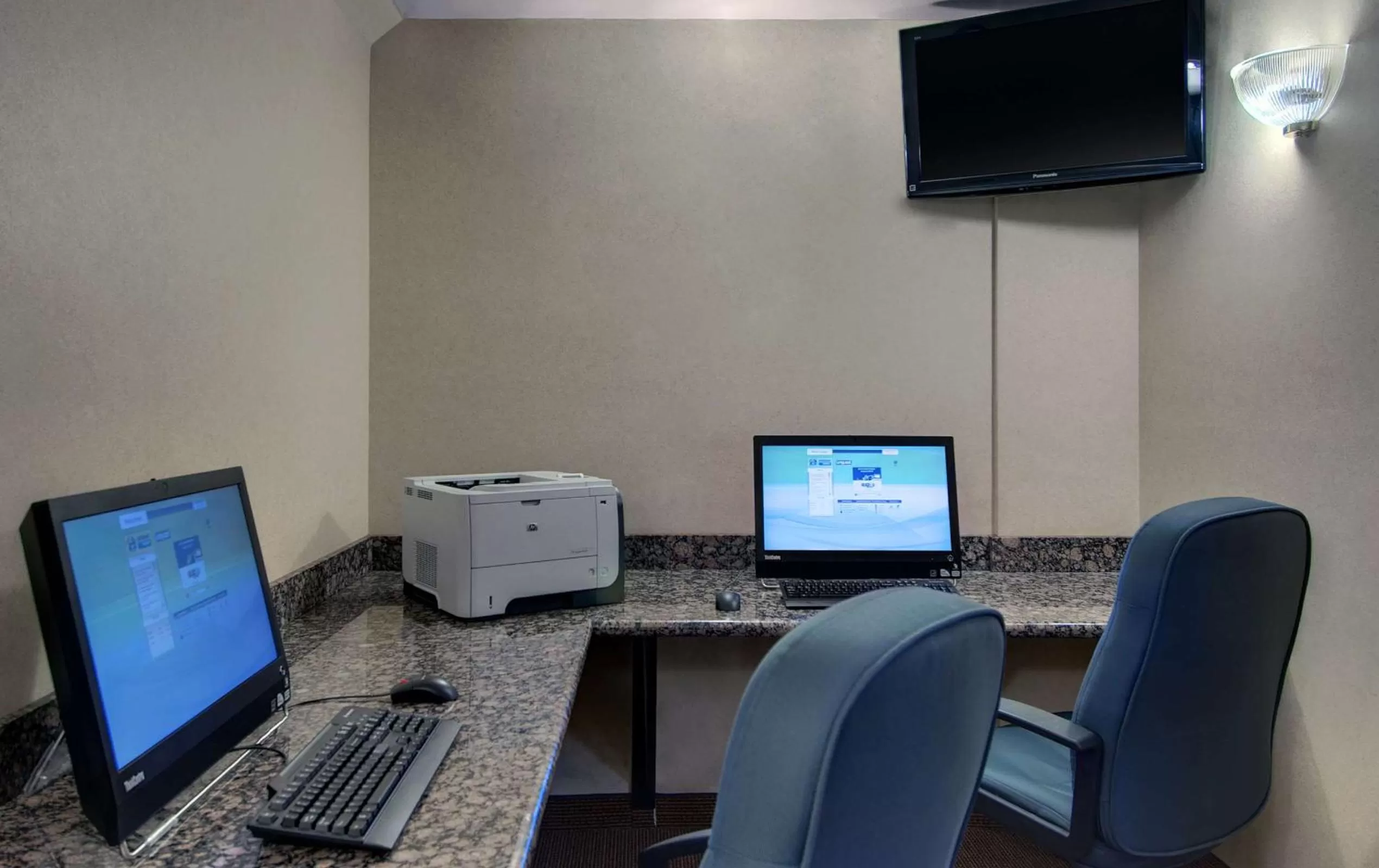 Business facilities in Hampton Inn Glendale-Peoria