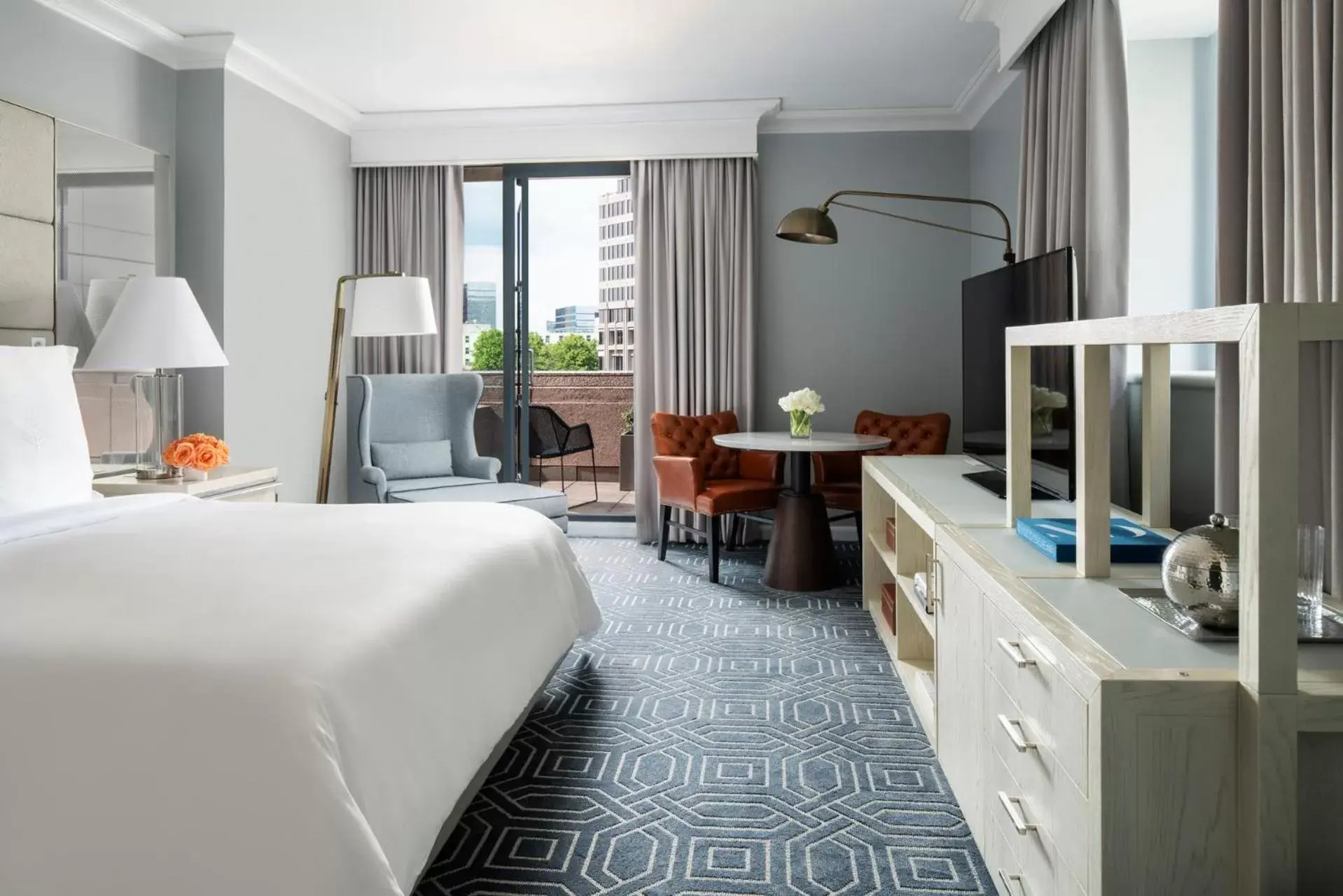 King Room with Private Terrace - Disability Access in Four Seasons Hotel Atlanta King Room with Private Terrace - Disability Access in Four Seasons Hotel Atlanta