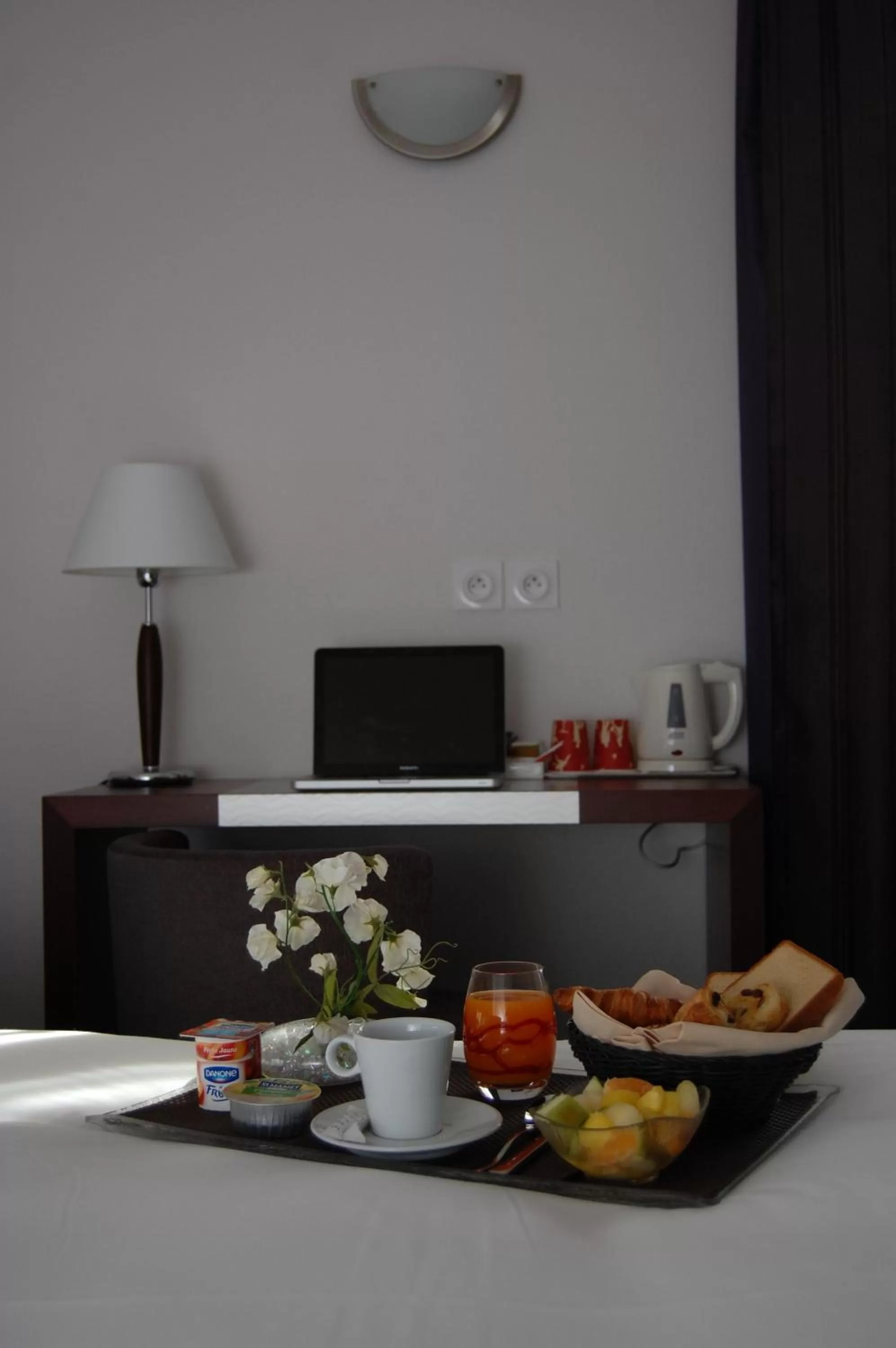 Bed in Plessis Parc Hôtel