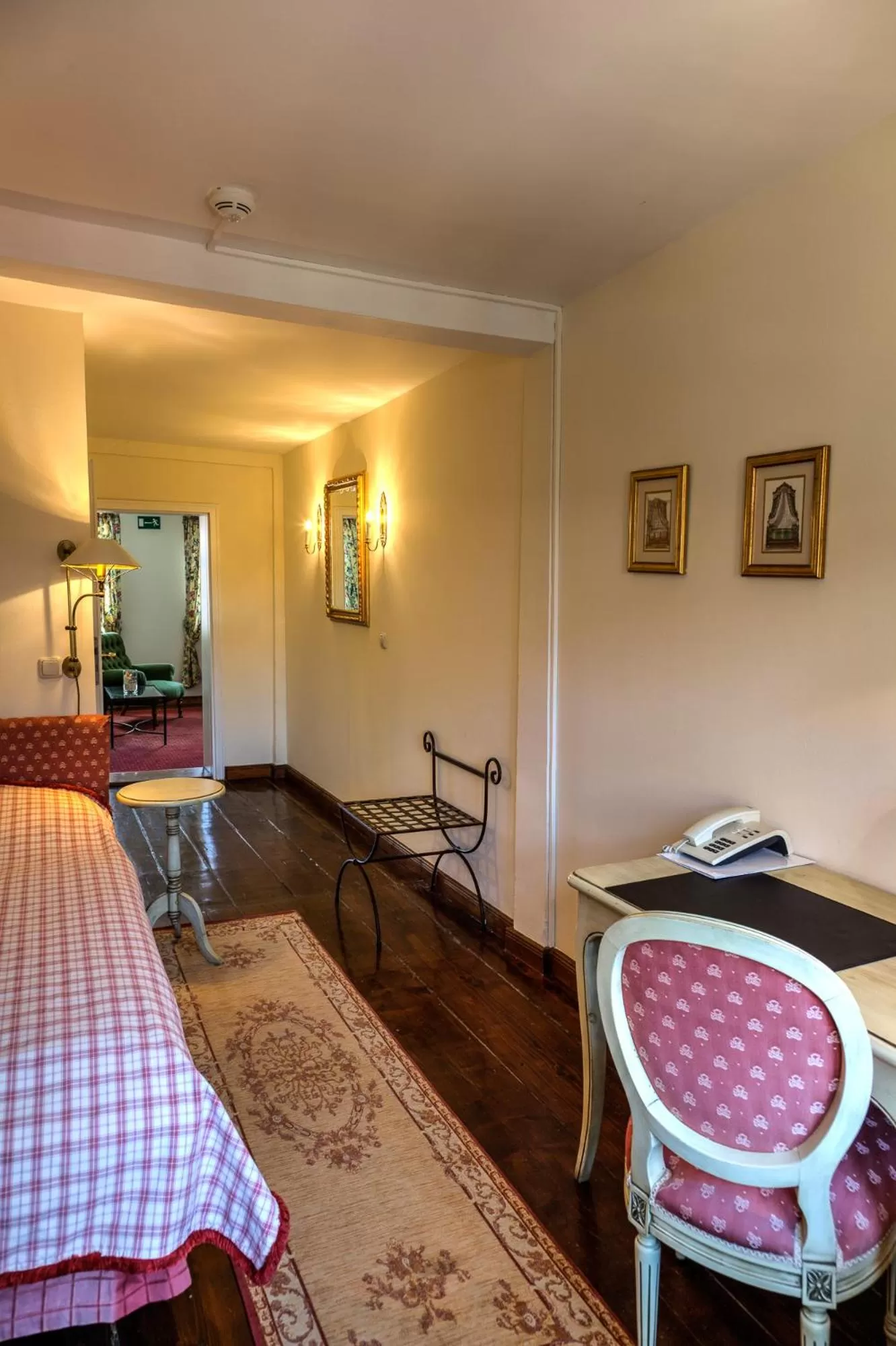 Photo of the whole room, Bed in Hotel Zum Bär