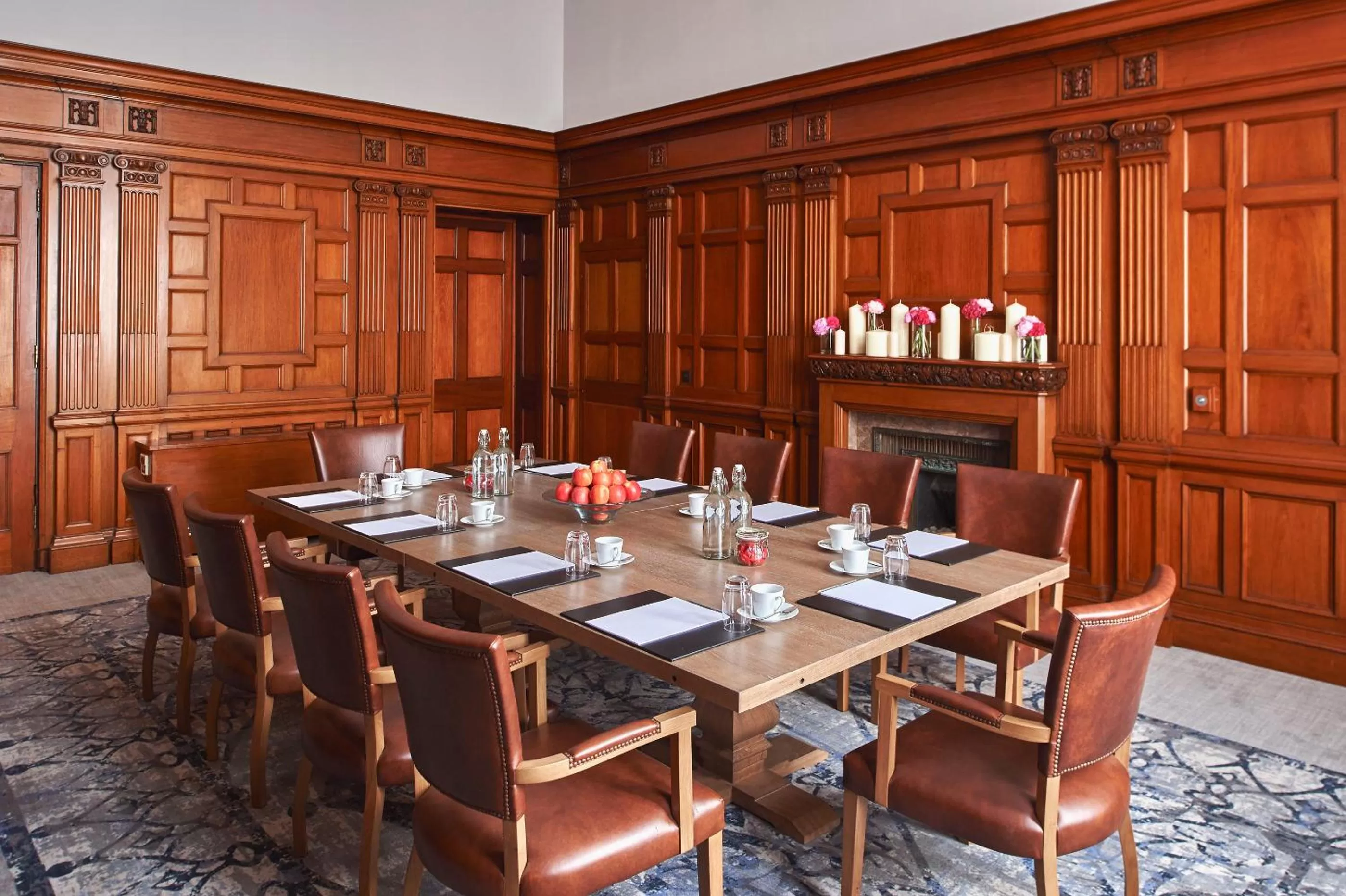 Meeting/conference room in Kimpton Clocktower by IHG
