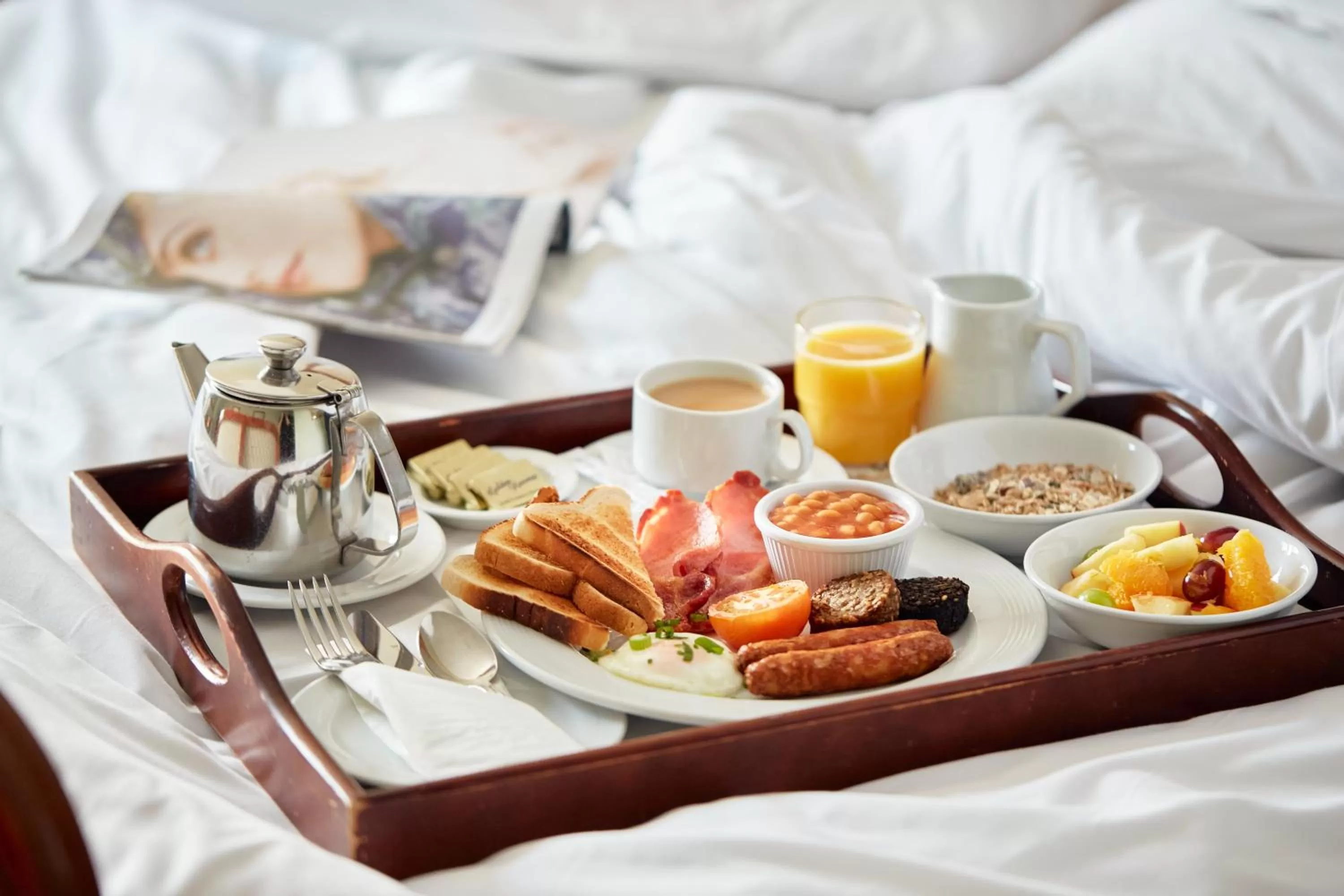 English/Irish breakfast, Bed in Dooley's Hotel